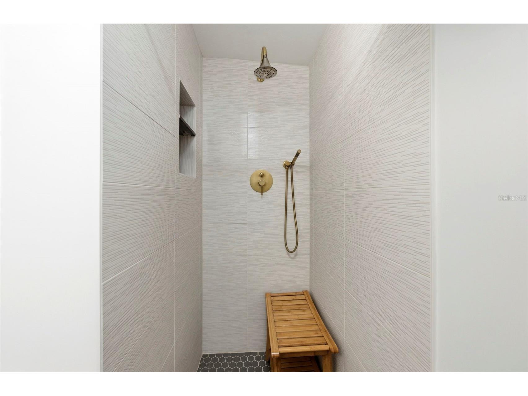 6350 Hampton Drive N Saint Petersburg FL 33710 TB8510169 image40
