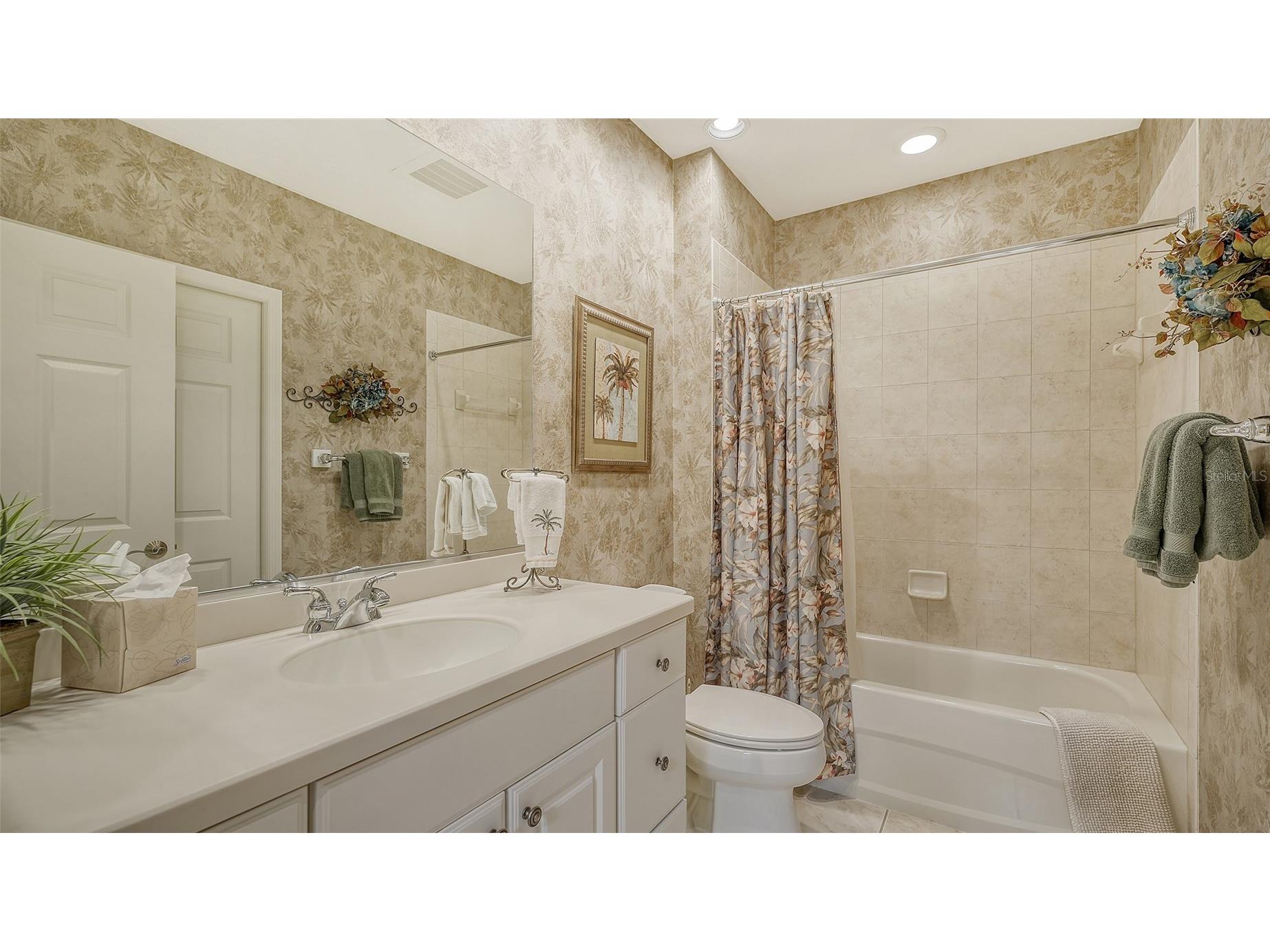 6350 Watercrest Way #402 Lakewood Ranch FL 34202 A4687219 image32