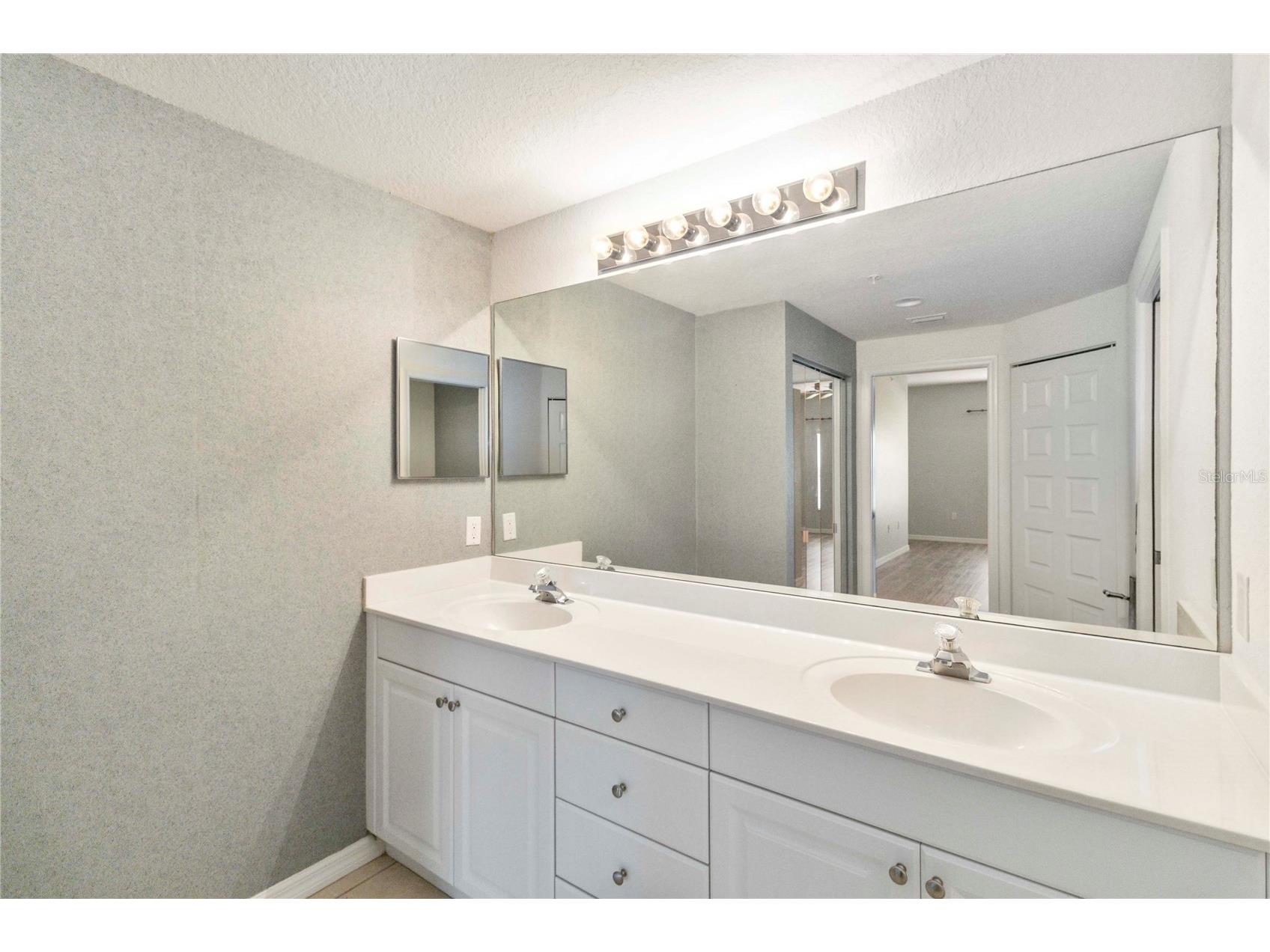 6351 Bay Cedar Lane Bradenton FL 34203 A4678925 image17