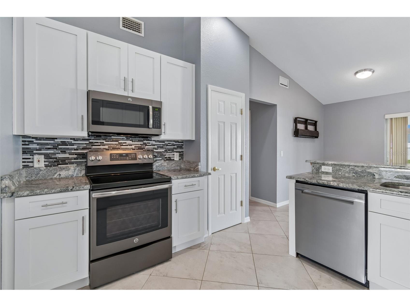 6352 Prominence Point Drive Lakeland FL 33813 L4962085 image14