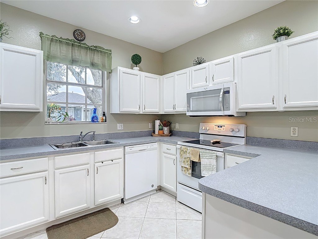 6353 Ashville Drive Zephyrhills FL 33542 TB8443007 image10