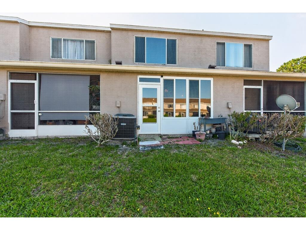 6353 Bayside Key Drive Tampa FL 33615 TB8502240 image28