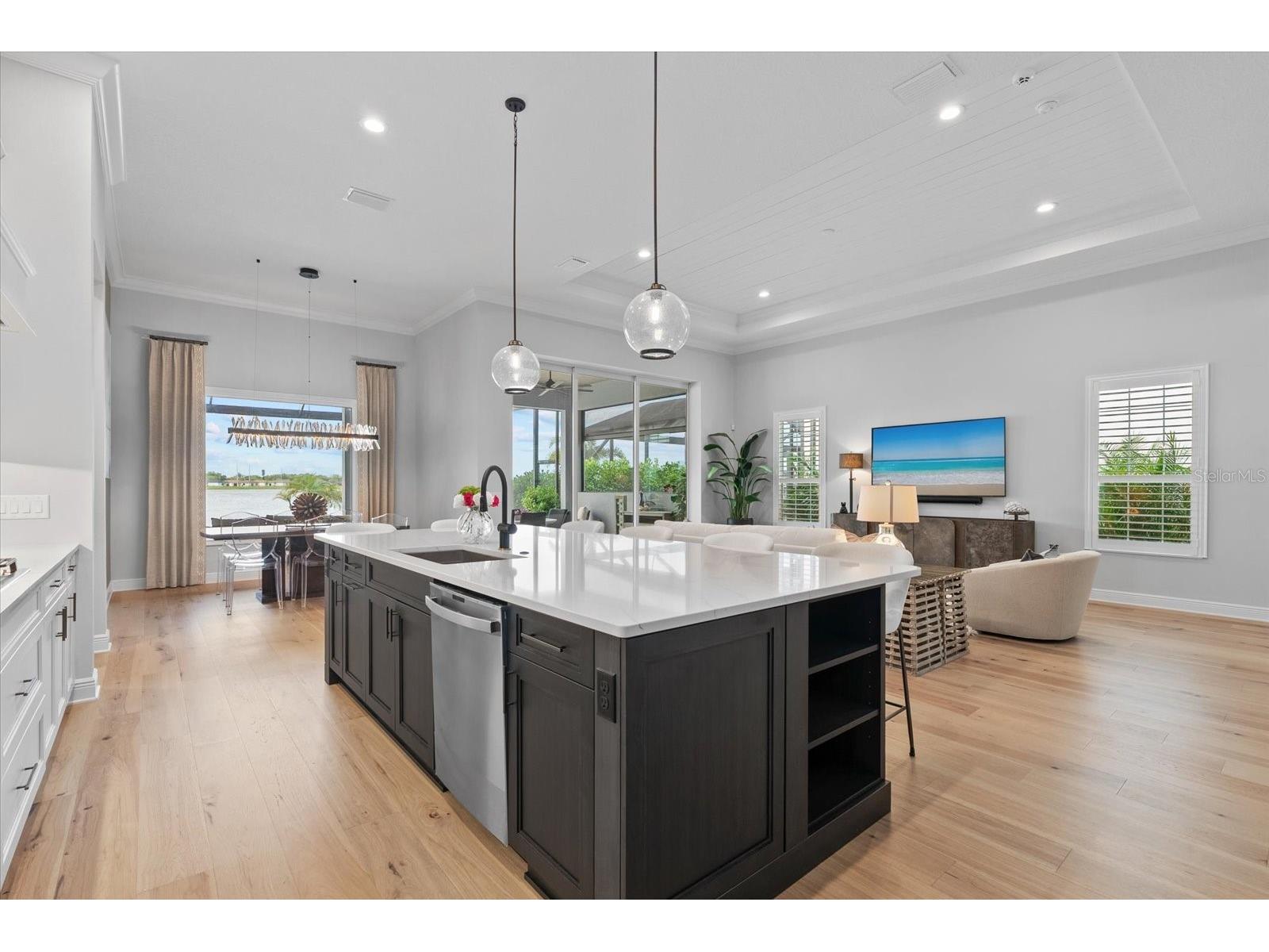 6353 Isla Del Ray Avenue Sarasota FL 34240 - BLUE HERRON LAKE A4685744 image14