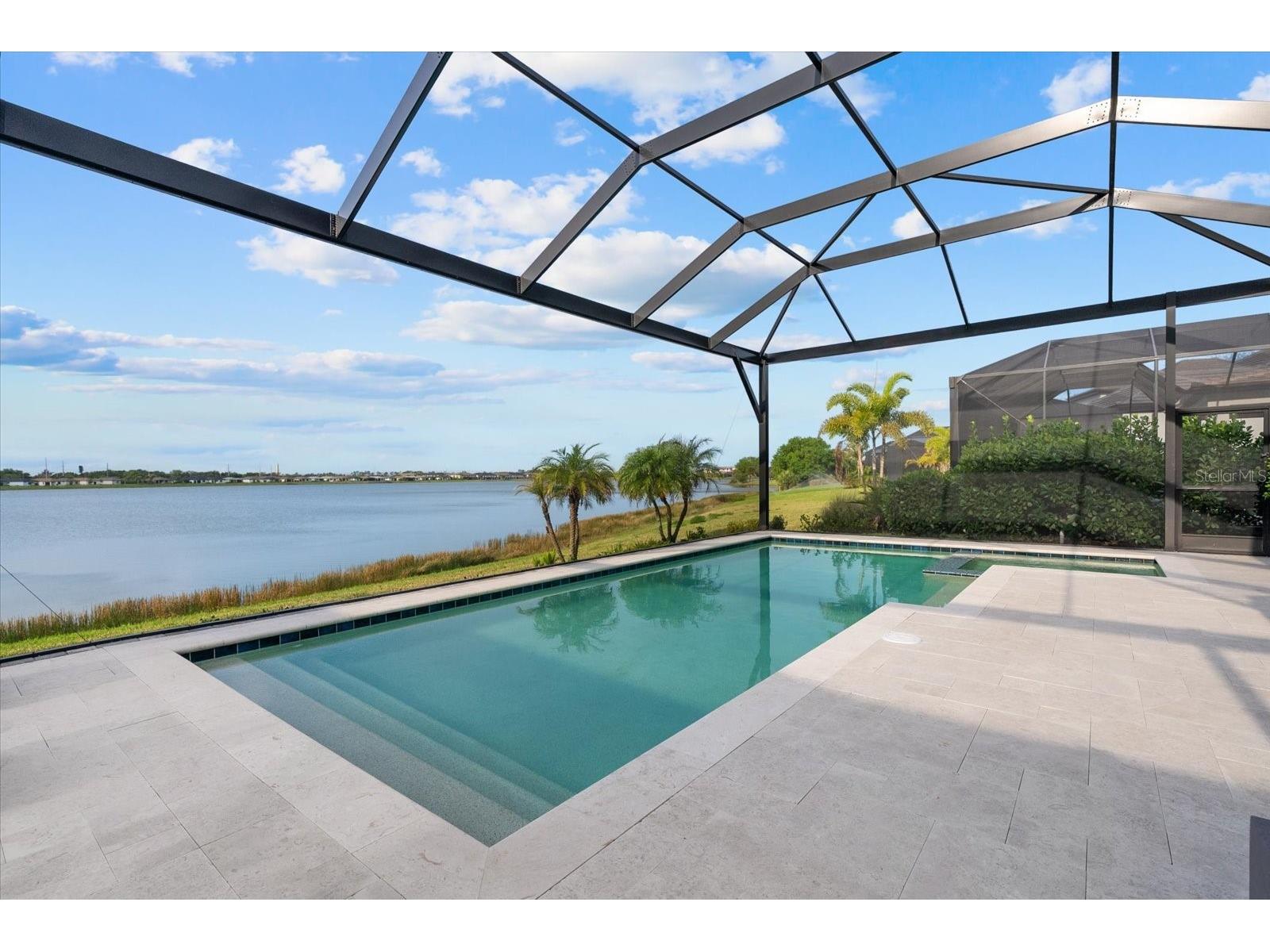 6353 Isla Del Ray Avenue Sarasota FL 34240 - BLUE HERRON LAKE A4685744 image3