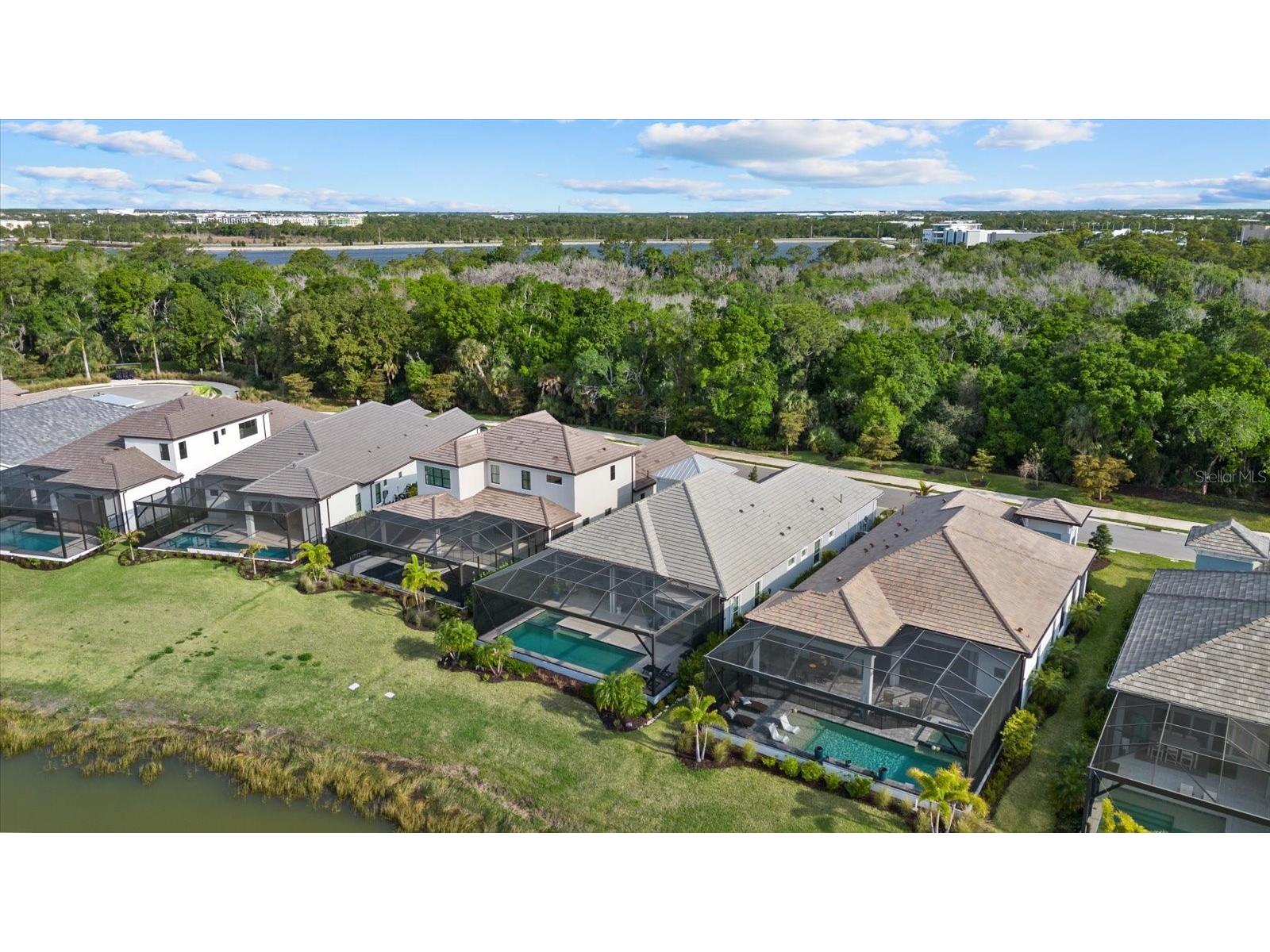 6353 Isla Del Ray Avenue Sarasota FL 34240 - BLUE HERRON LAKE A4685744 image46