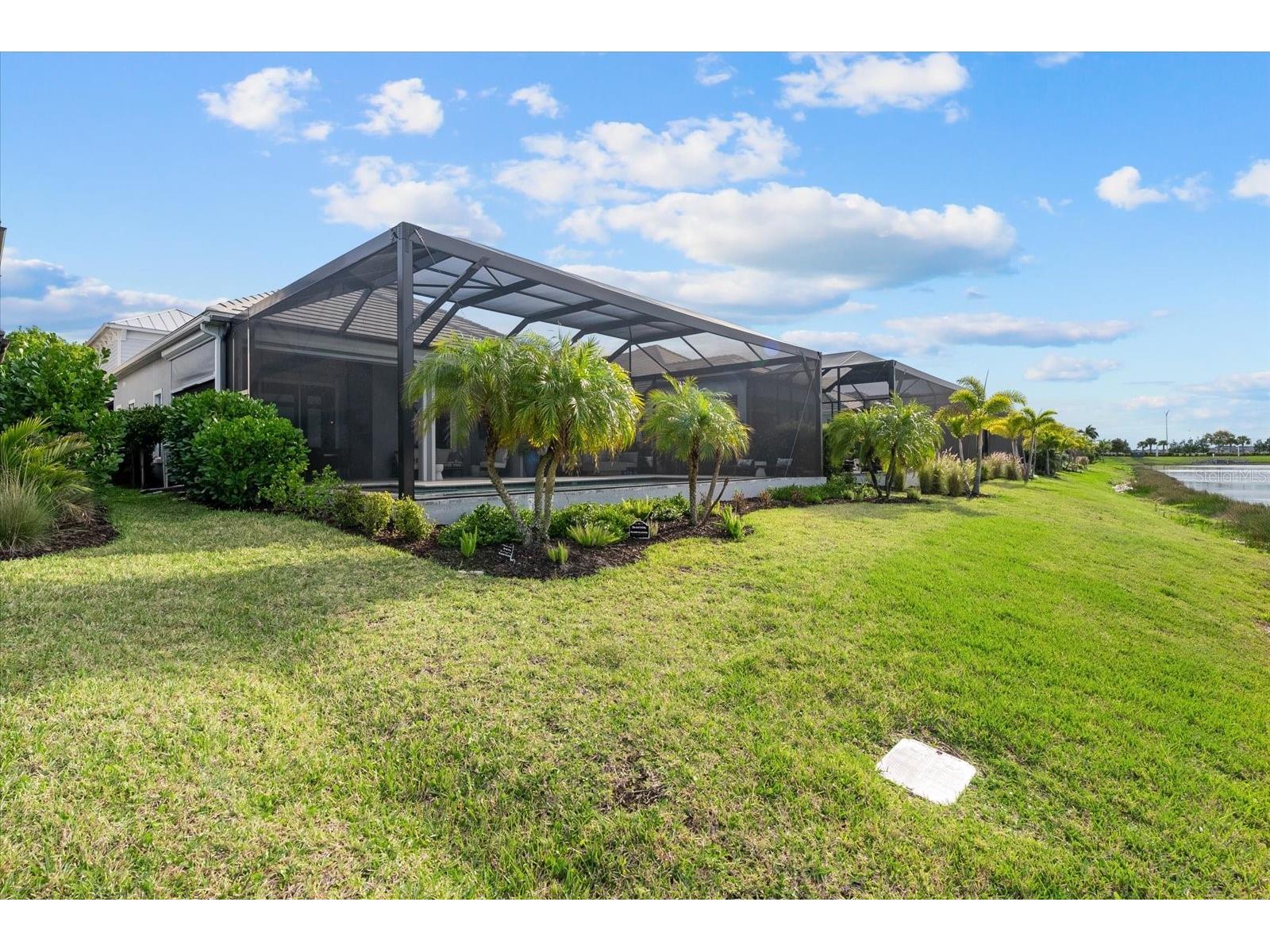 6353 Isla Del Ray Avenue Sarasota FL 34240 - BLUE HERRON LAKE A4685744 image56