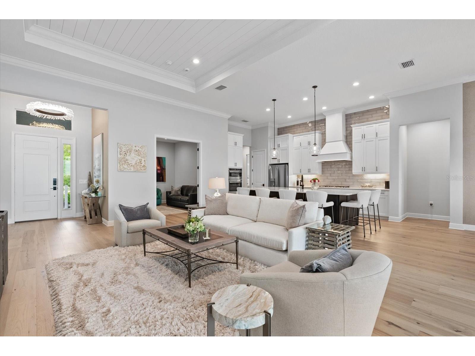 6353 Isla Del Ray Avenue Sarasota FL 34240 - BLUE HERRON LAKE A4685744 image9