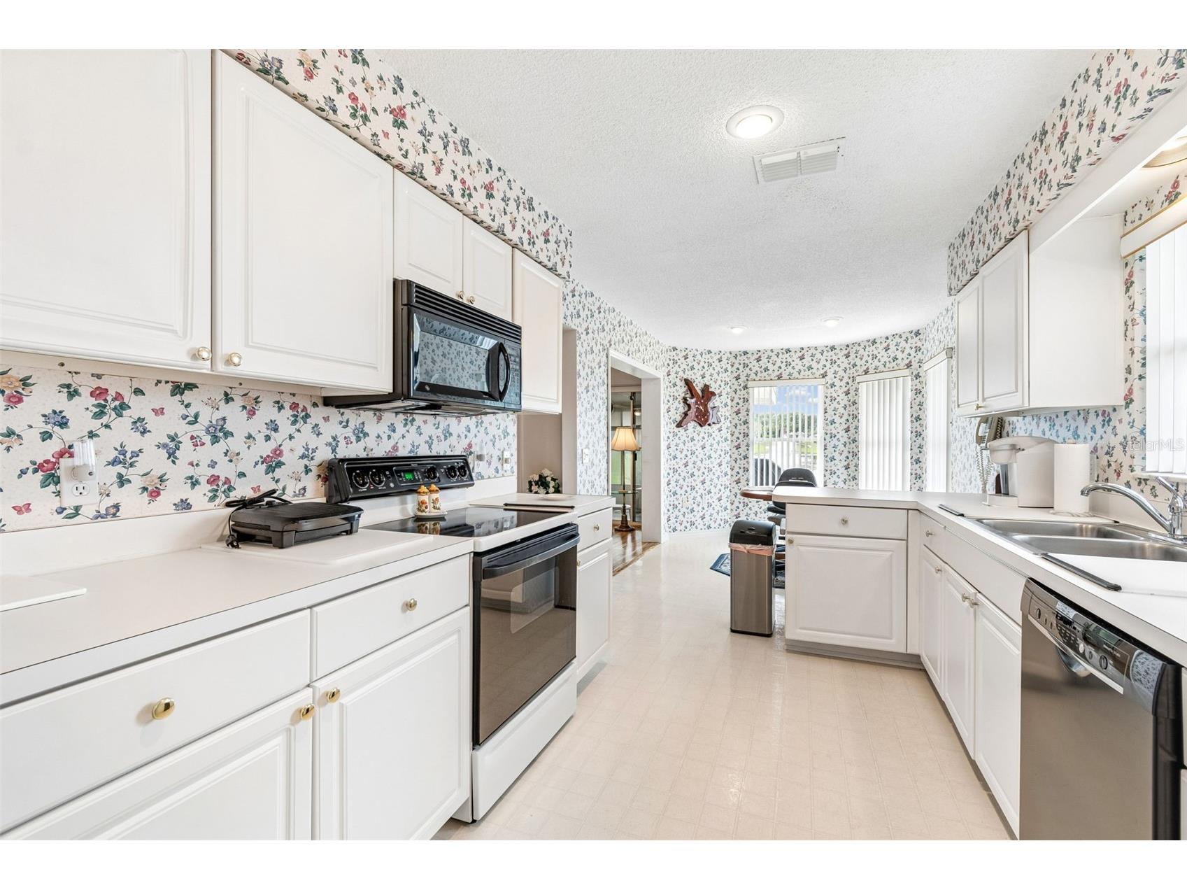 6353 Silver Lakes Drive W Lakeland FL 33810 TB8521172 image21