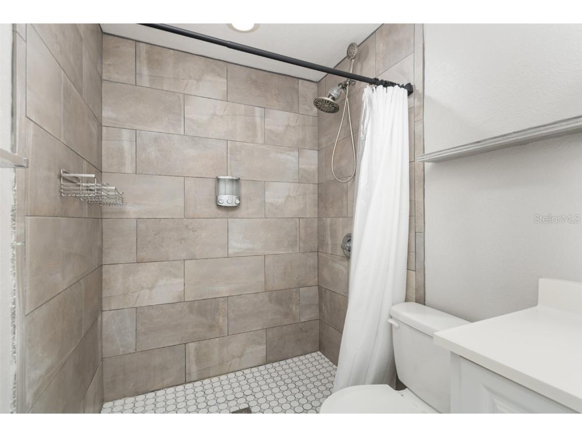 6354 Ridge Terrace Orlando FL 32810 O6343586 image27