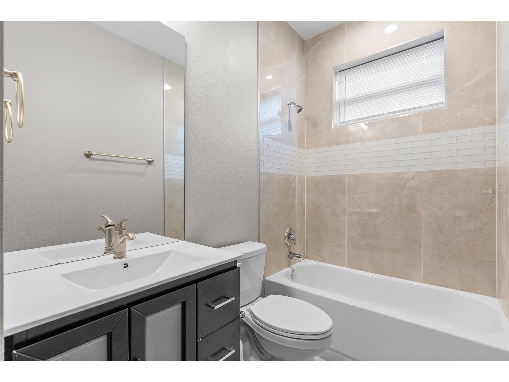 6356 30th Way N Saint Petersburg FL 33702 TB8500285 image27