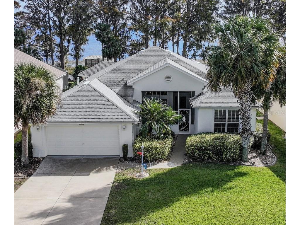 6356 Sailboat Avenue Tavares FL 32778 - LITTLE LAKE HARRIS/CHAIN G5090560 image1