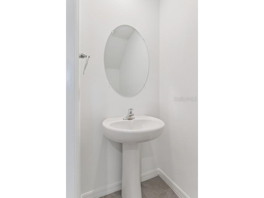 6356 Sophie Oaks Court Tampa FL 33610 O6365570 image16