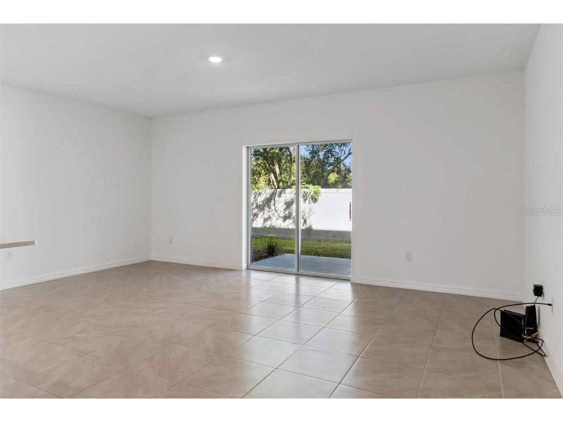 6356 Sophie Oaks Court Tampa FL 33610 O6365570 image5