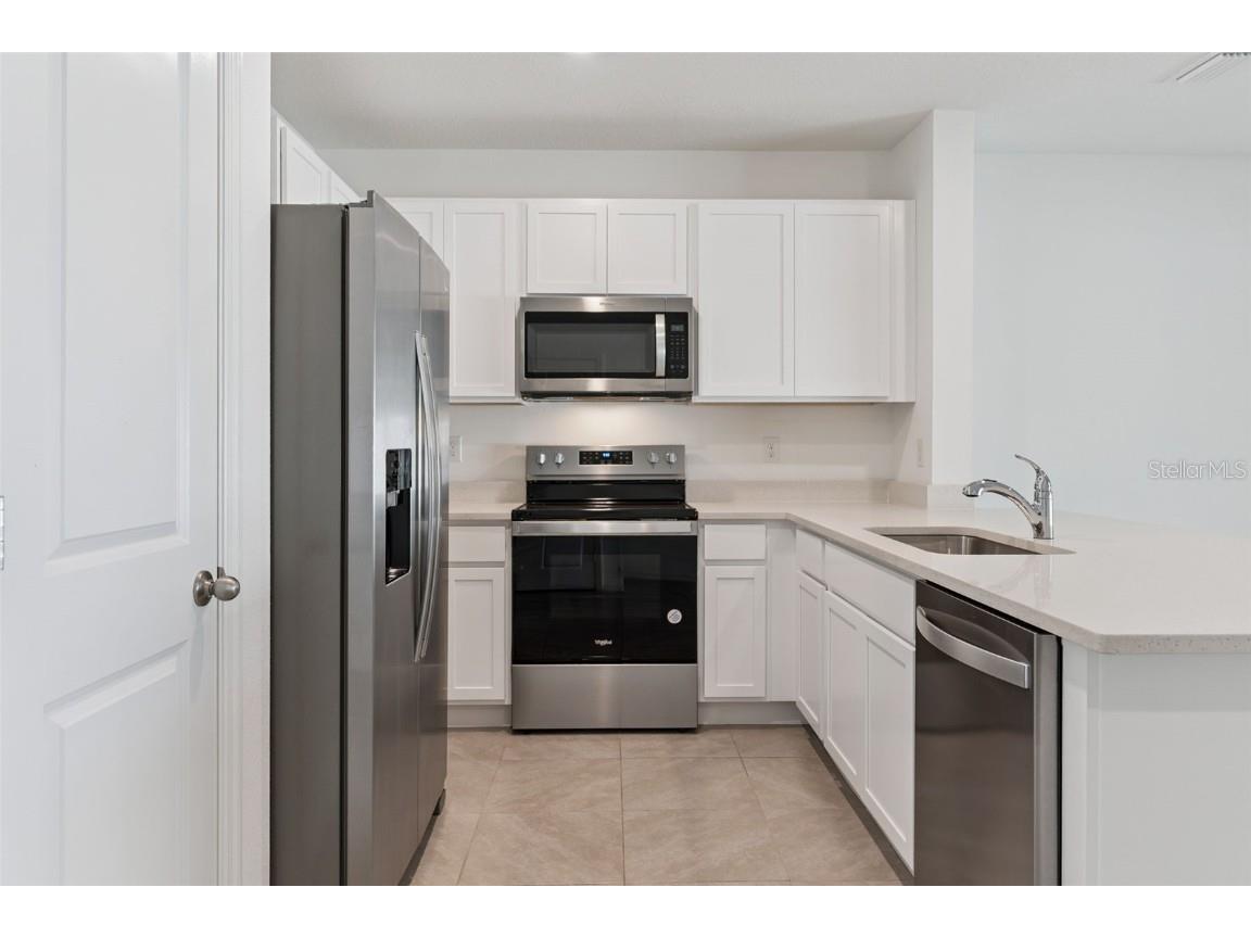 6356 Sophie Oaks Court Tampa FL 33610 O6365570 image9