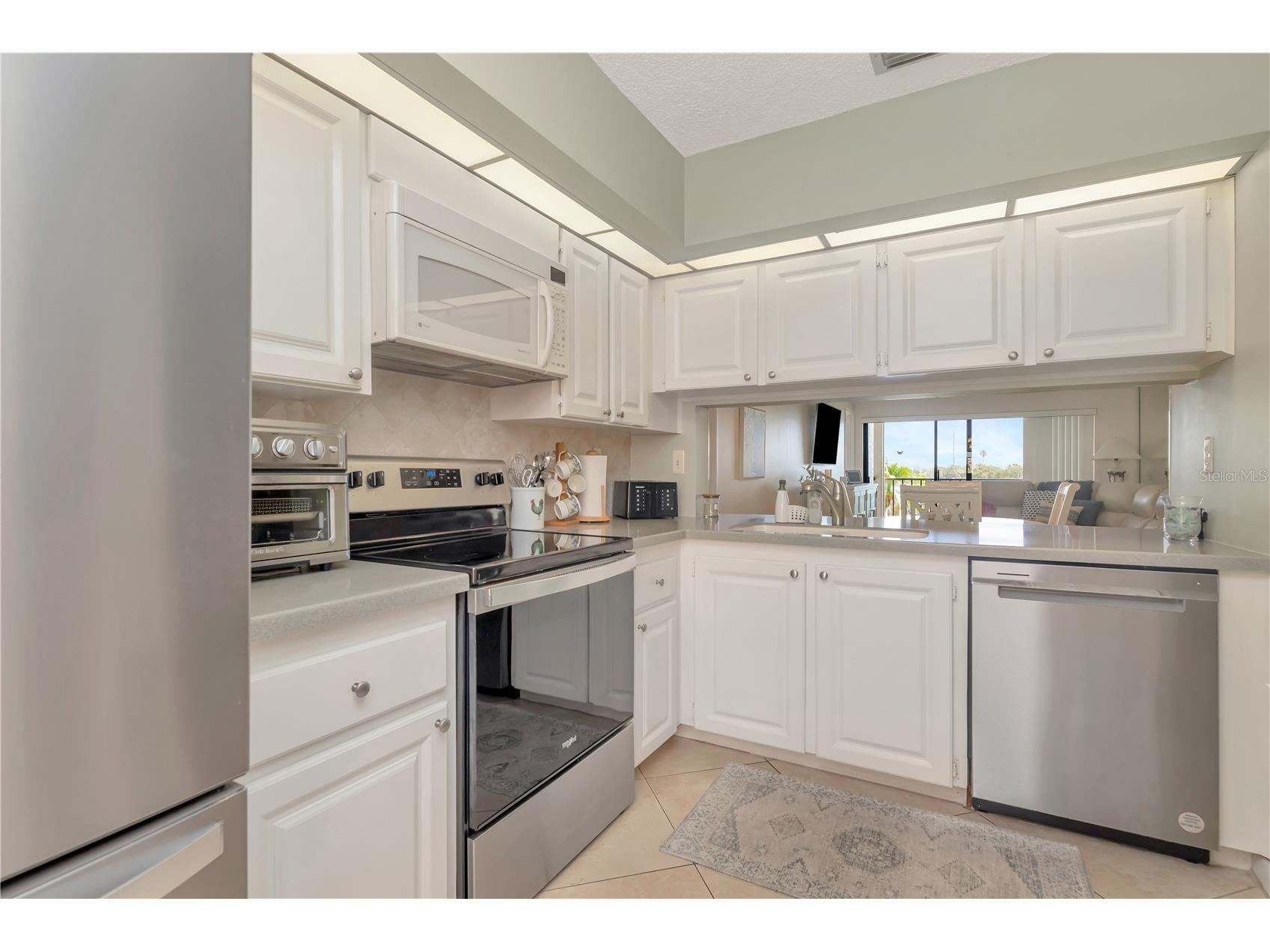 6357 Bahia Del Mar Boulevard #207 Saint Petersburg FL 33715 - BOCA CIEGA BAY TB8504037 image5