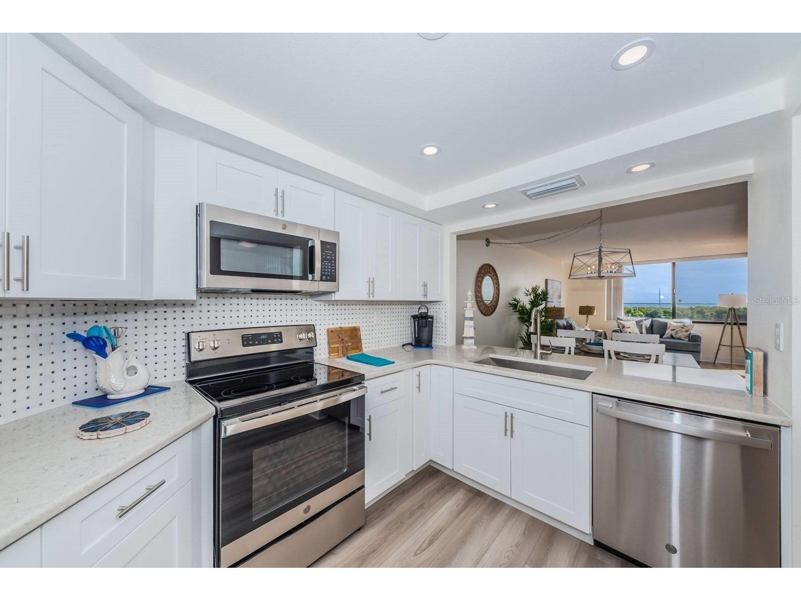 6357 Bahia Del Mar Boulevard #407 Saint Petersburg FL 33715 TB8495934 image5