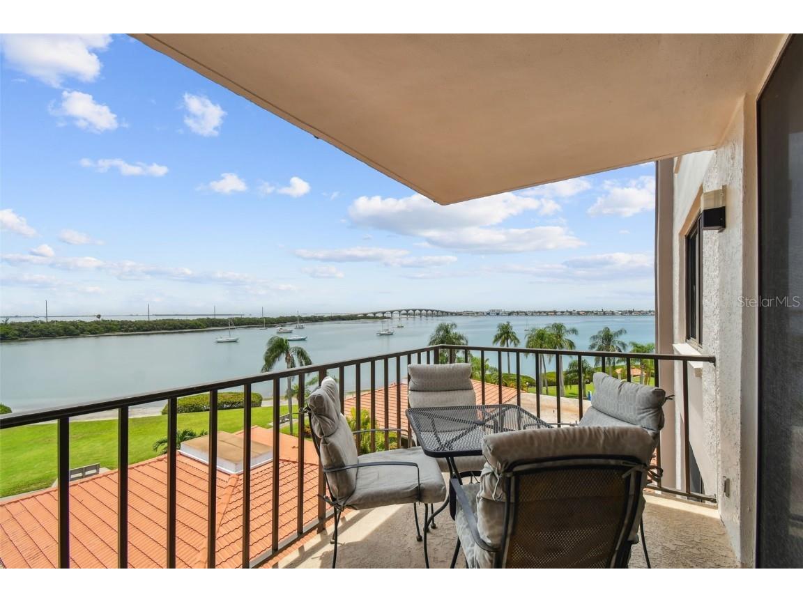 6357 Bahia Del Mar Boulevard #507 Saint Petersburg FL 33715 - BOCA CIEGA BAY U8208555 image1