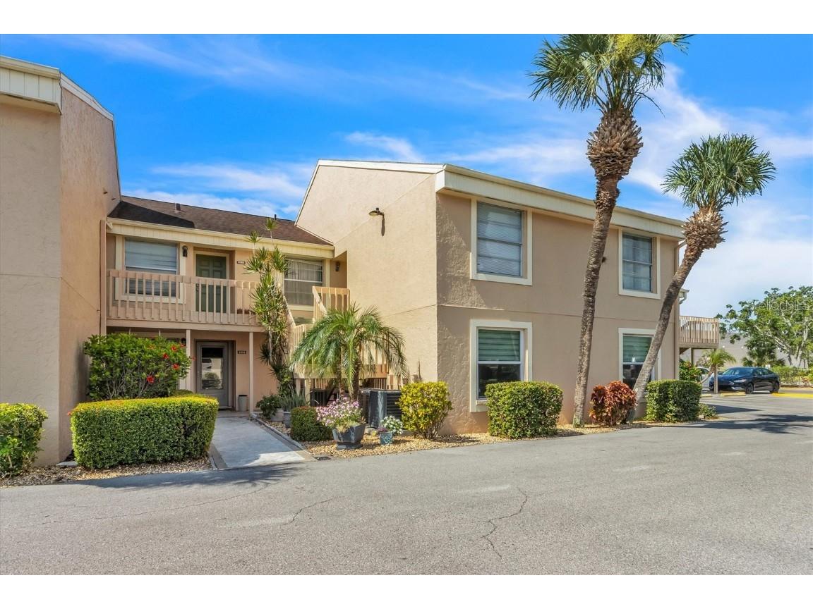 6358 7th Avenue W #6358 Bradenton FL 34209 A4613403 image1