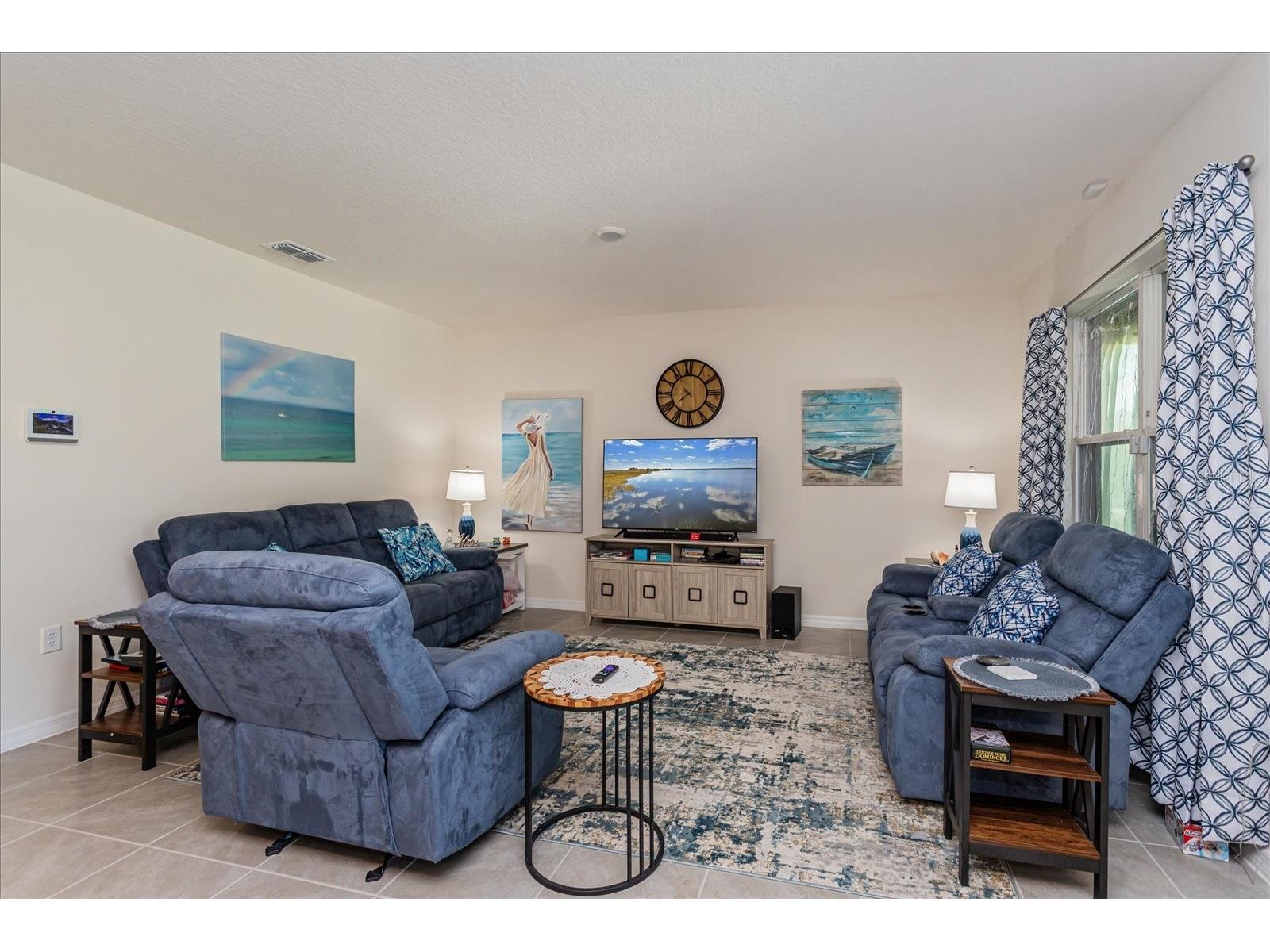 6358 Sanders Grove Circle Okahumpka FL 34762 O6402542 image6