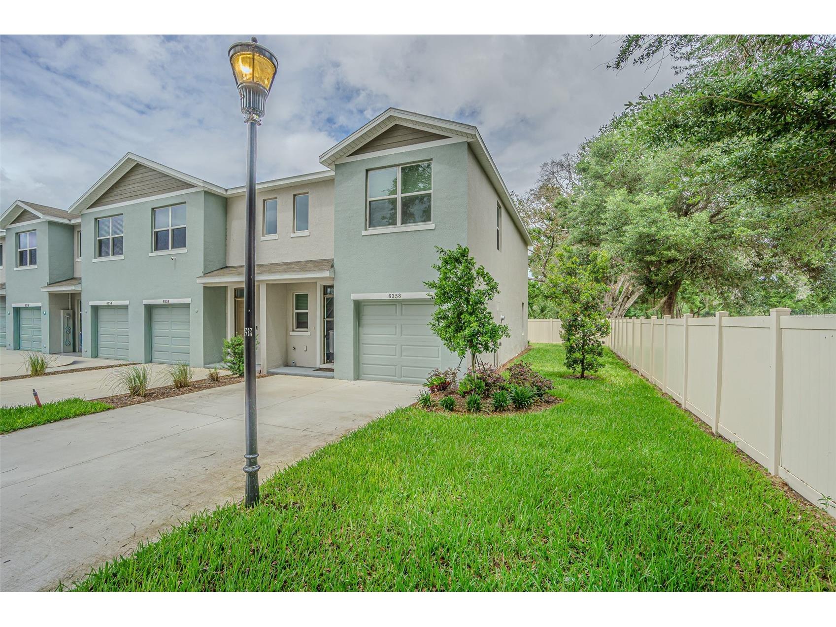 6358 Sophie Oaks Court Tampa FL 33610 TB8495850 image2