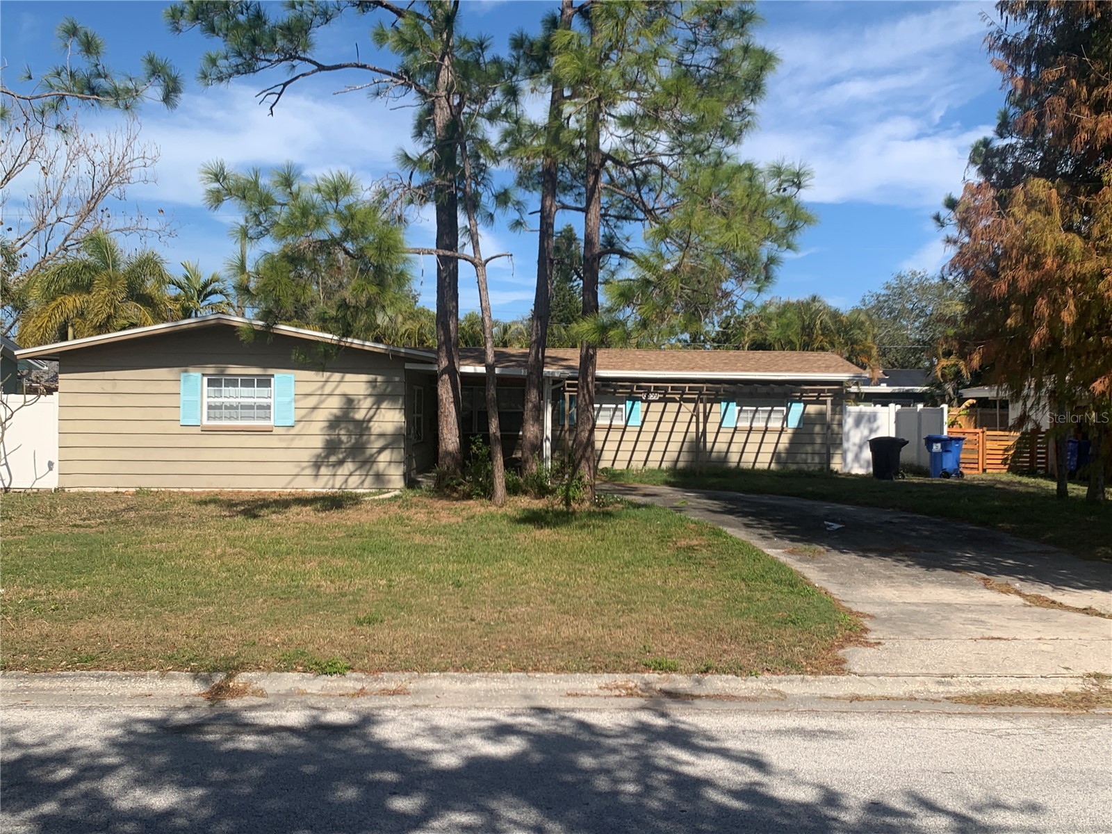 6359 13th Avenue N Saint Petersburg FL 33710 TB8497323 image1