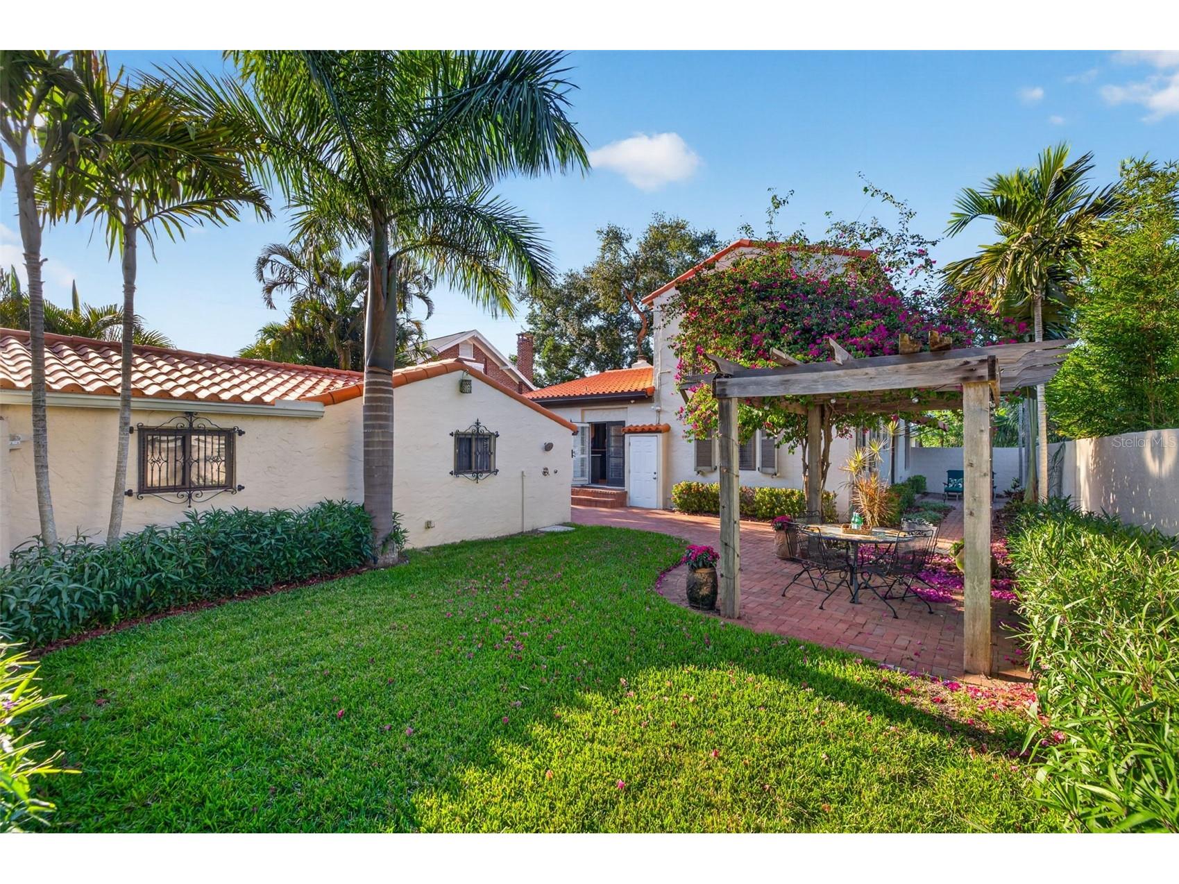 636 15th Avenue NE Saint Petersburg FL 33704 TB8497639 image48