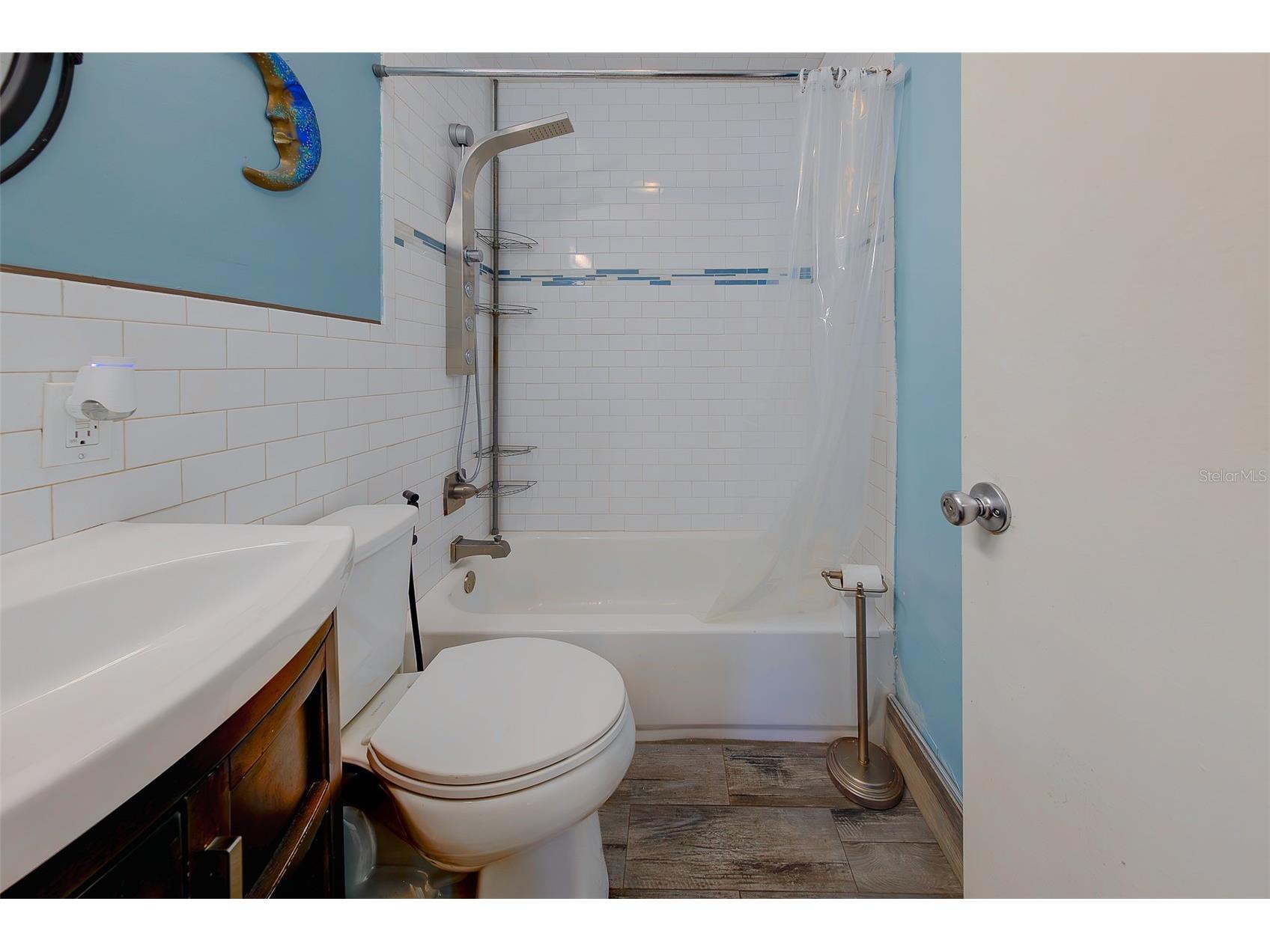 636 37th Avenue S Saint Petersburg FL 33705 TB8494865 image25
