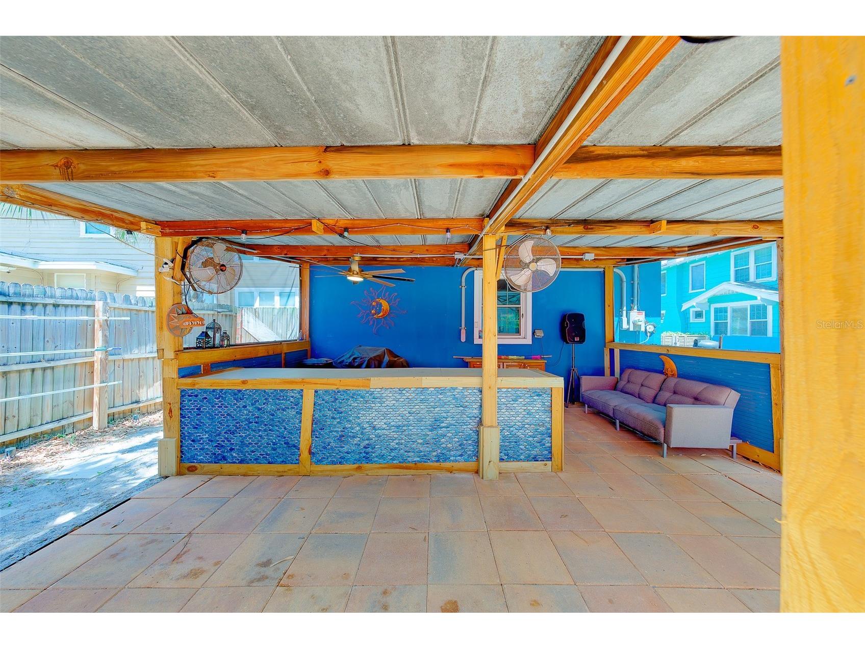 636 37th Avenue S Saint Petersburg FL 33705 TB8494865 image30