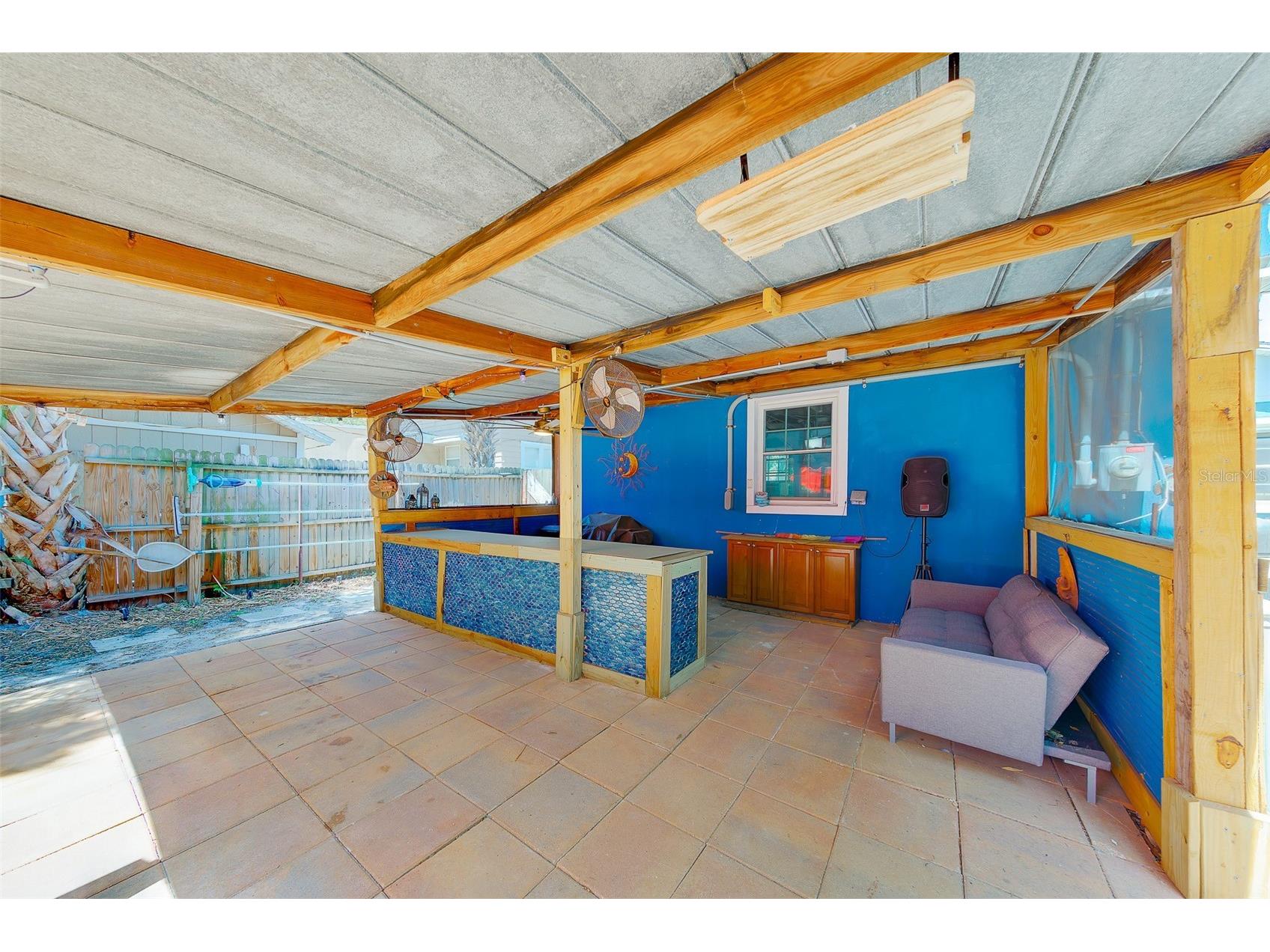 636 37th Avenue S Saint Petersburg FL 33705 TB8494865 image31