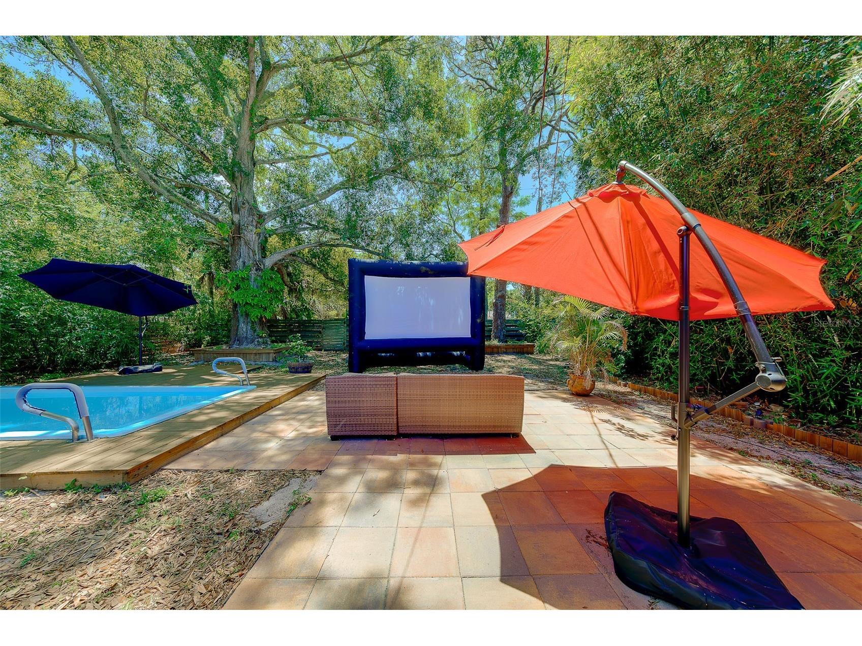 636 37th Avenue S Saint Petersburg FL 33705 TB8494865 image35