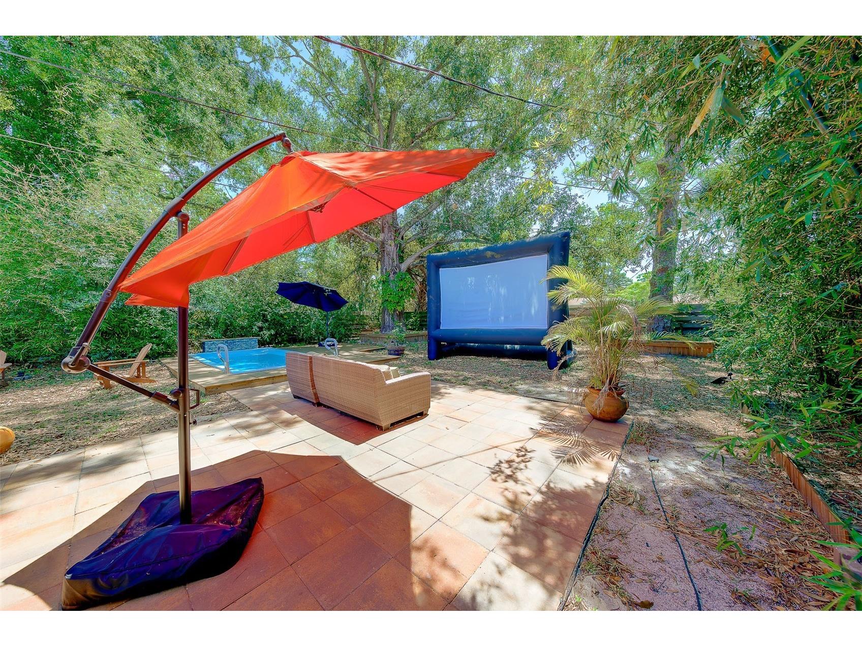 636 37th Avenue S Saint Petersburg FL 33705 TB8494865 image36