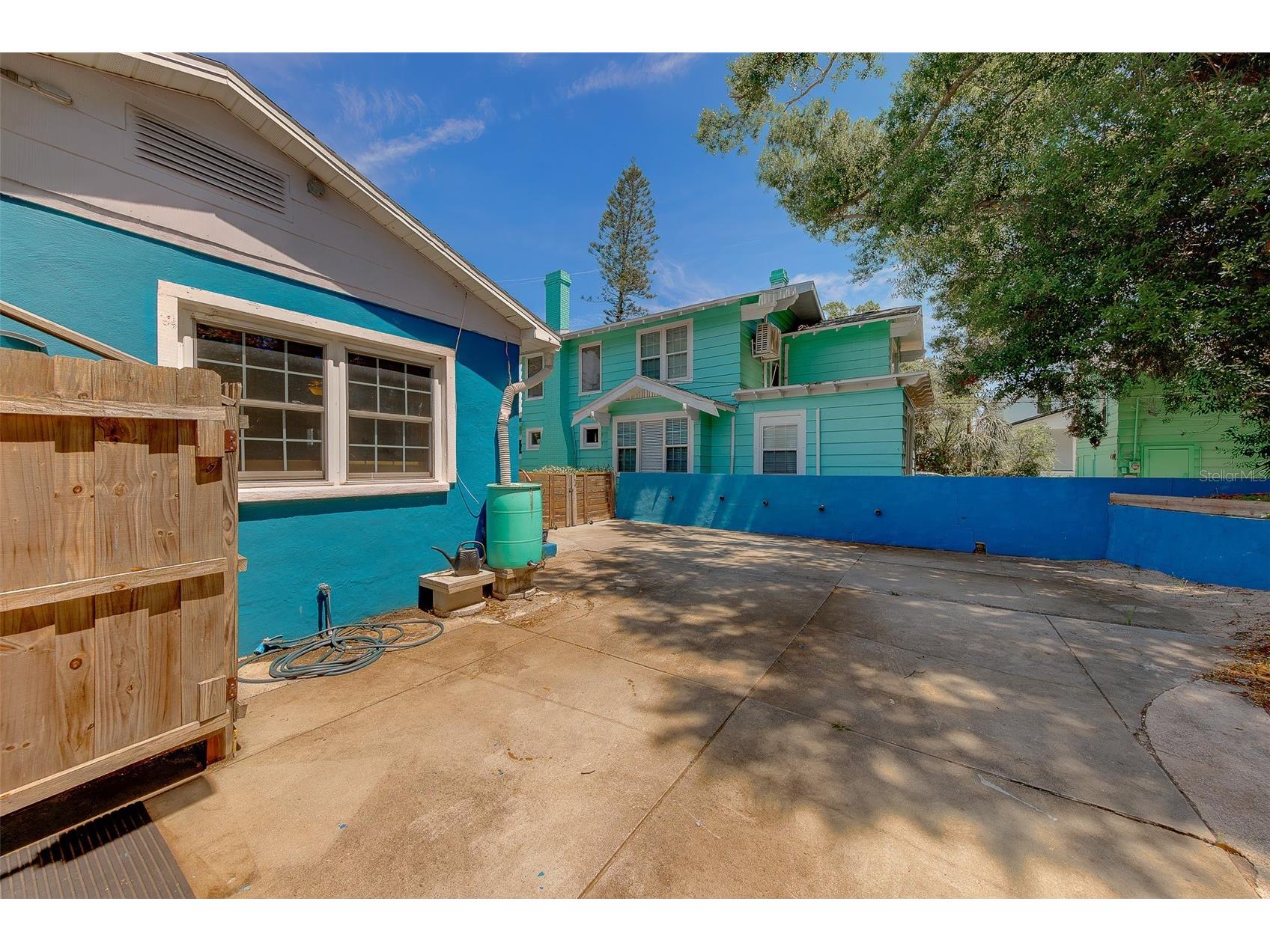 636 37th Avenue S Saint Petersburg FL 33705 TB8494865 image41