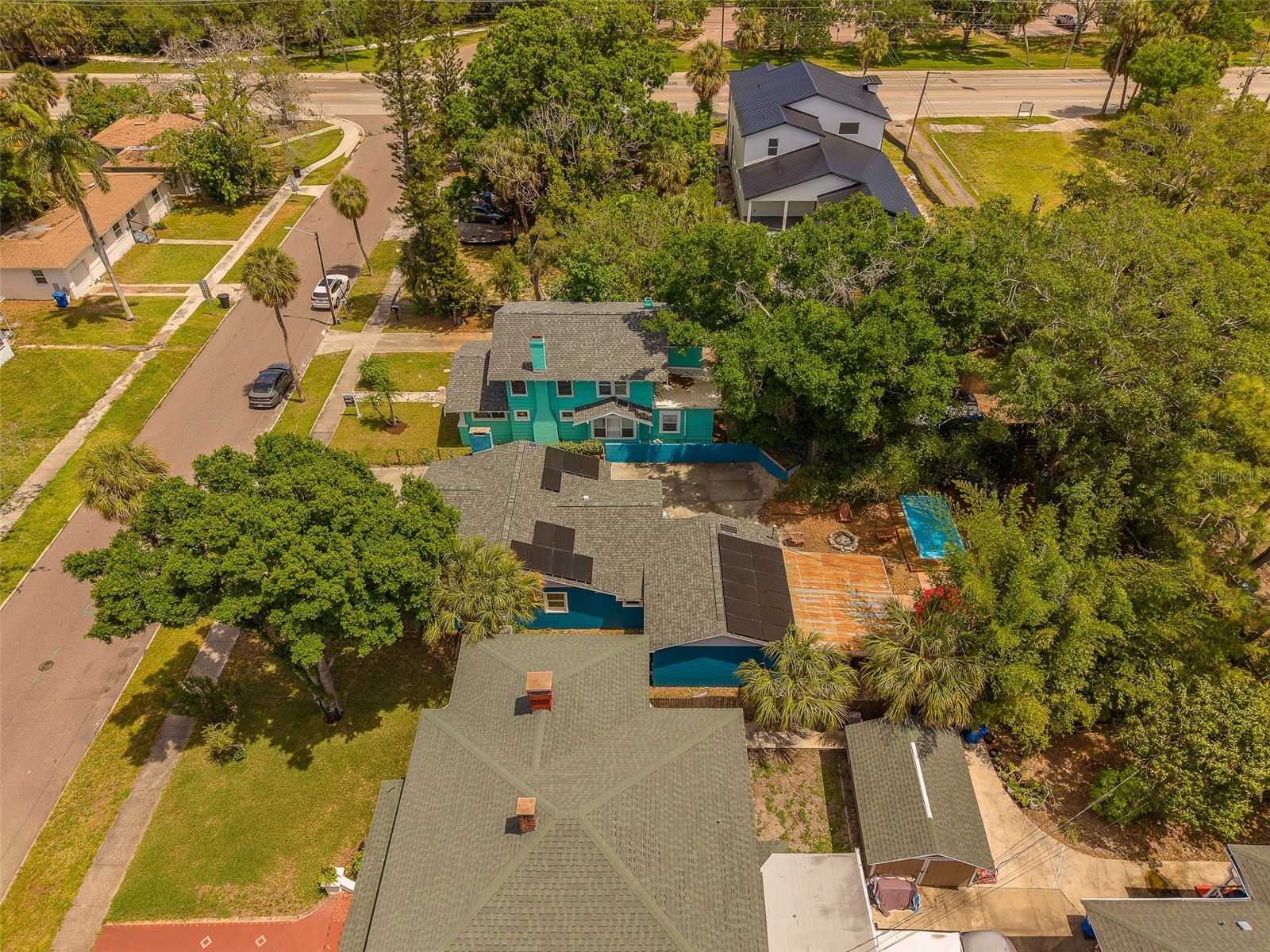 636 37th Avenue S Saint Petersburg FL 33705 TB8494865 image83