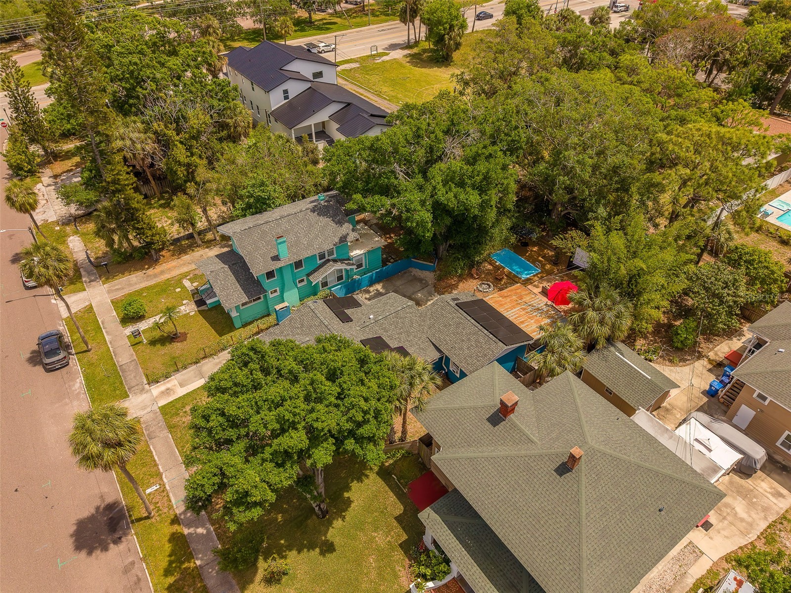 636 37th Avenue S Saint Petersburg FL 33705 TB8494865 image84