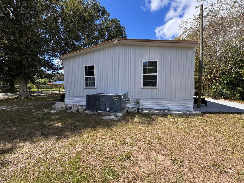 636 4th Street Polk City FL 33868 S5137098 image18
