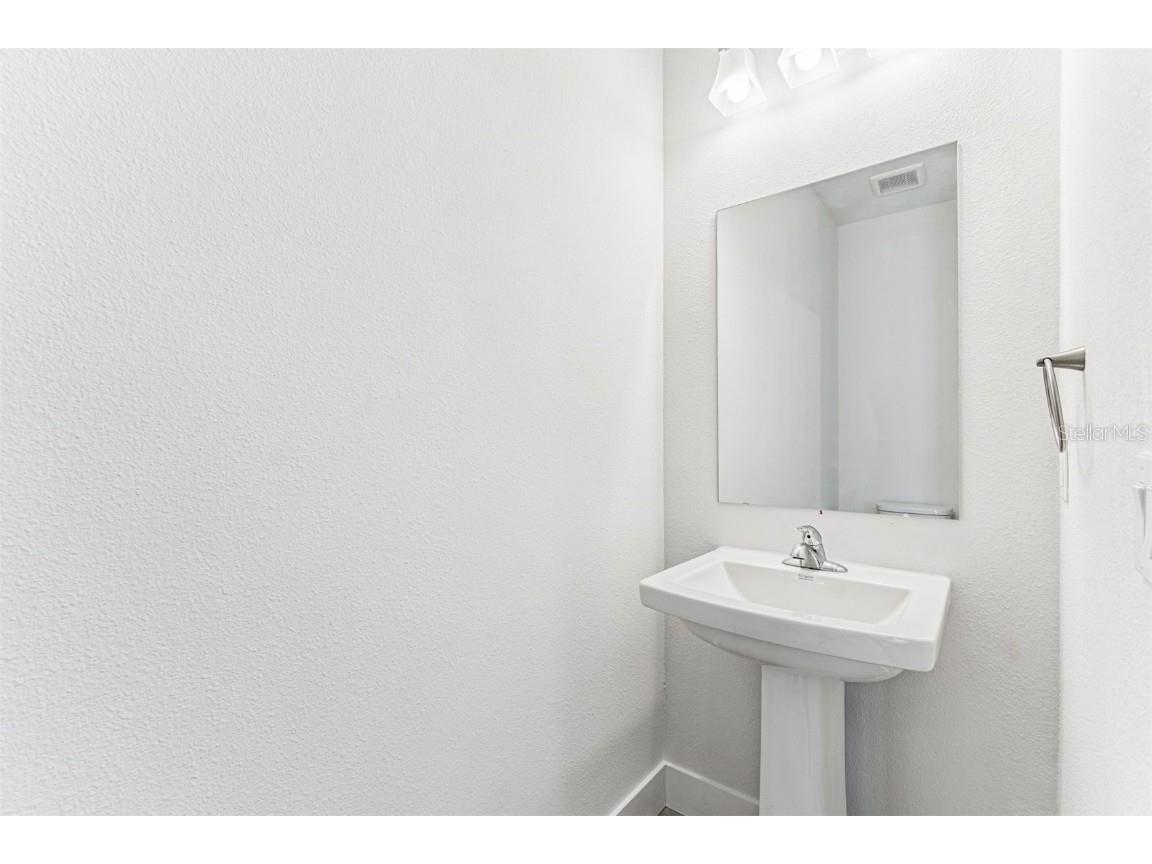 636 Allora Avenue Nokomis FL 34275 TB8432605 image38