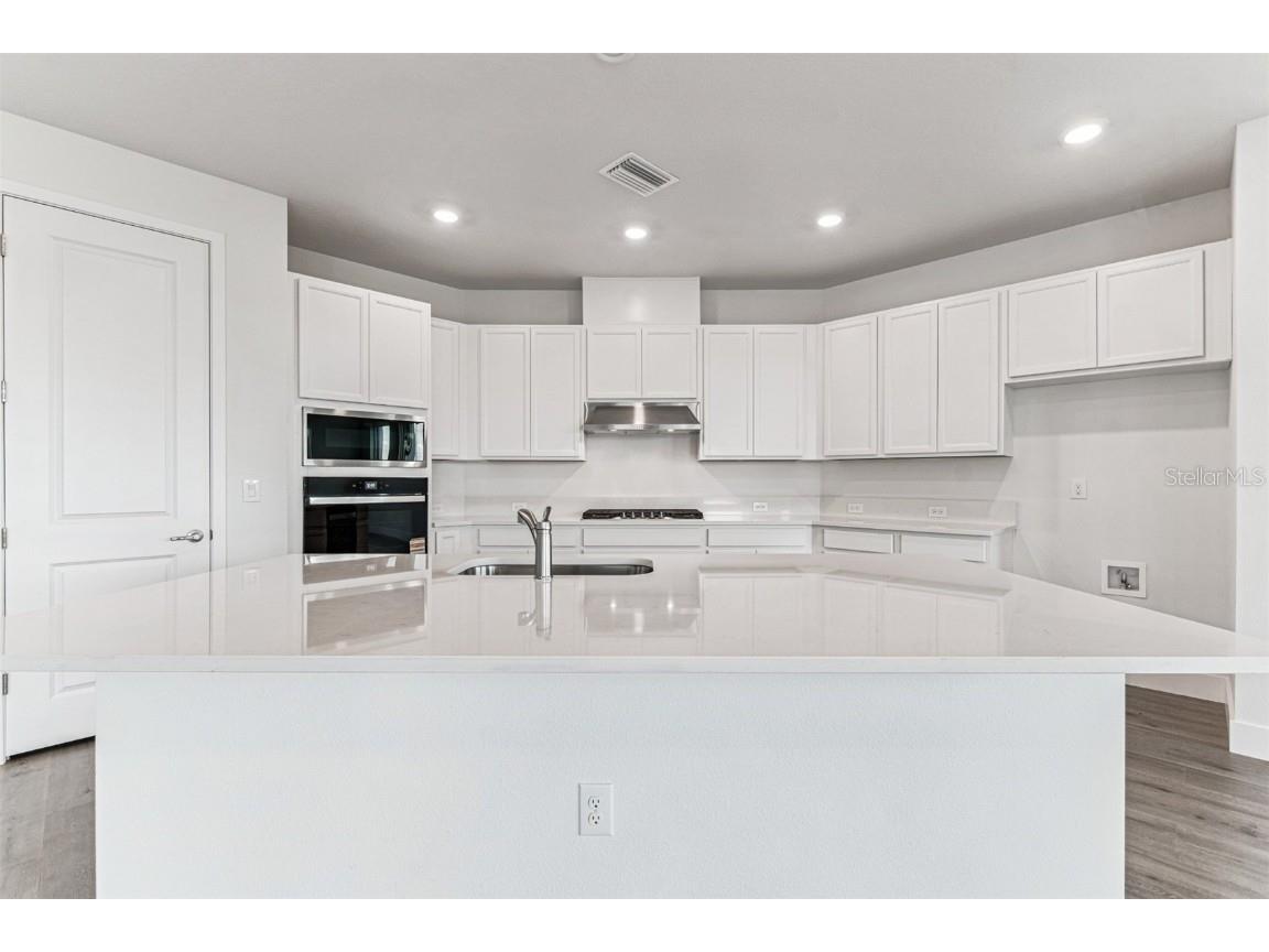 636 Allora Avenue Nokomis FL 34275 TB8432605 image5