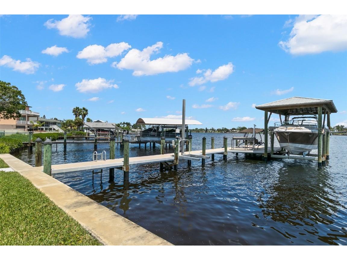 636 Bayshore Drive Tarpon Springs FL 34689 - KREAMER BAYOU TB8416926 image2
