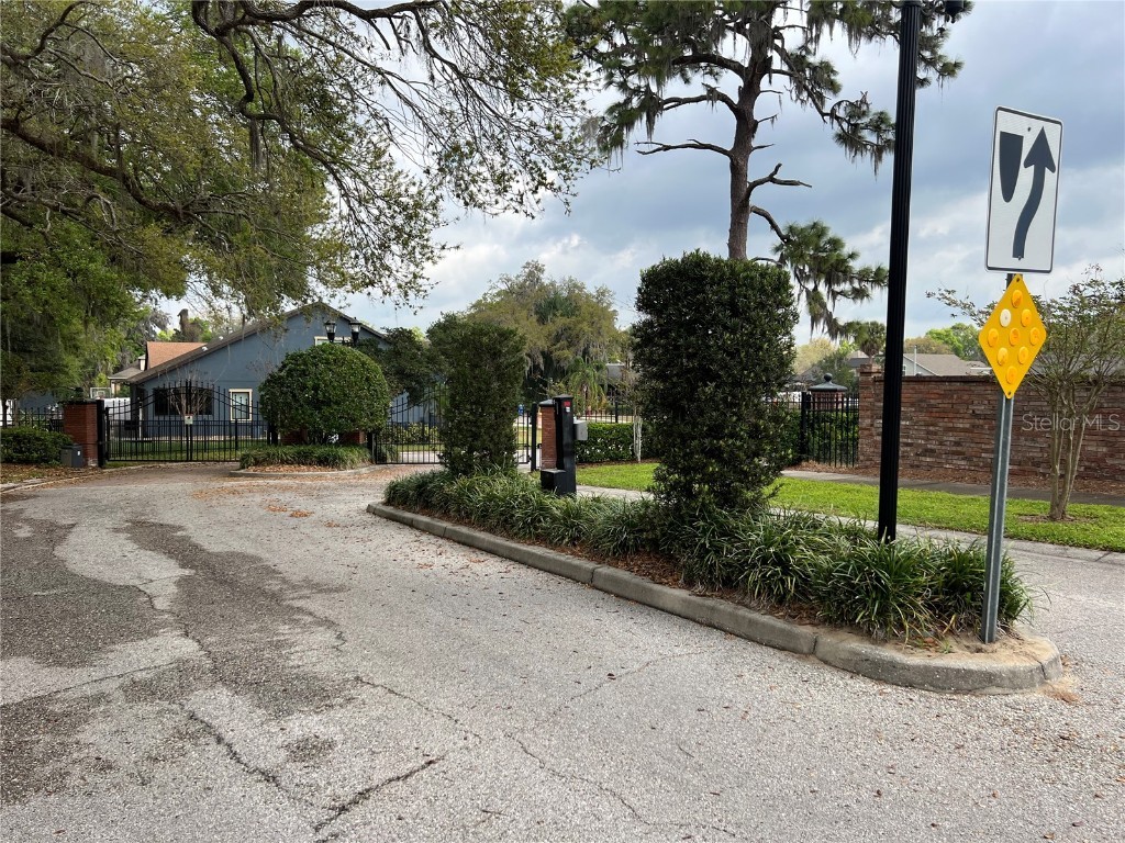 636 Limona Woods Drive Brandon FL 33510 T3431306 image1