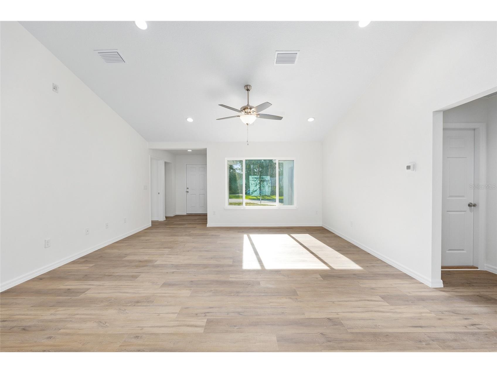 636 NE 130th Court Silver Springs FL 34488 - LAKE WALDENA O6332388 image15