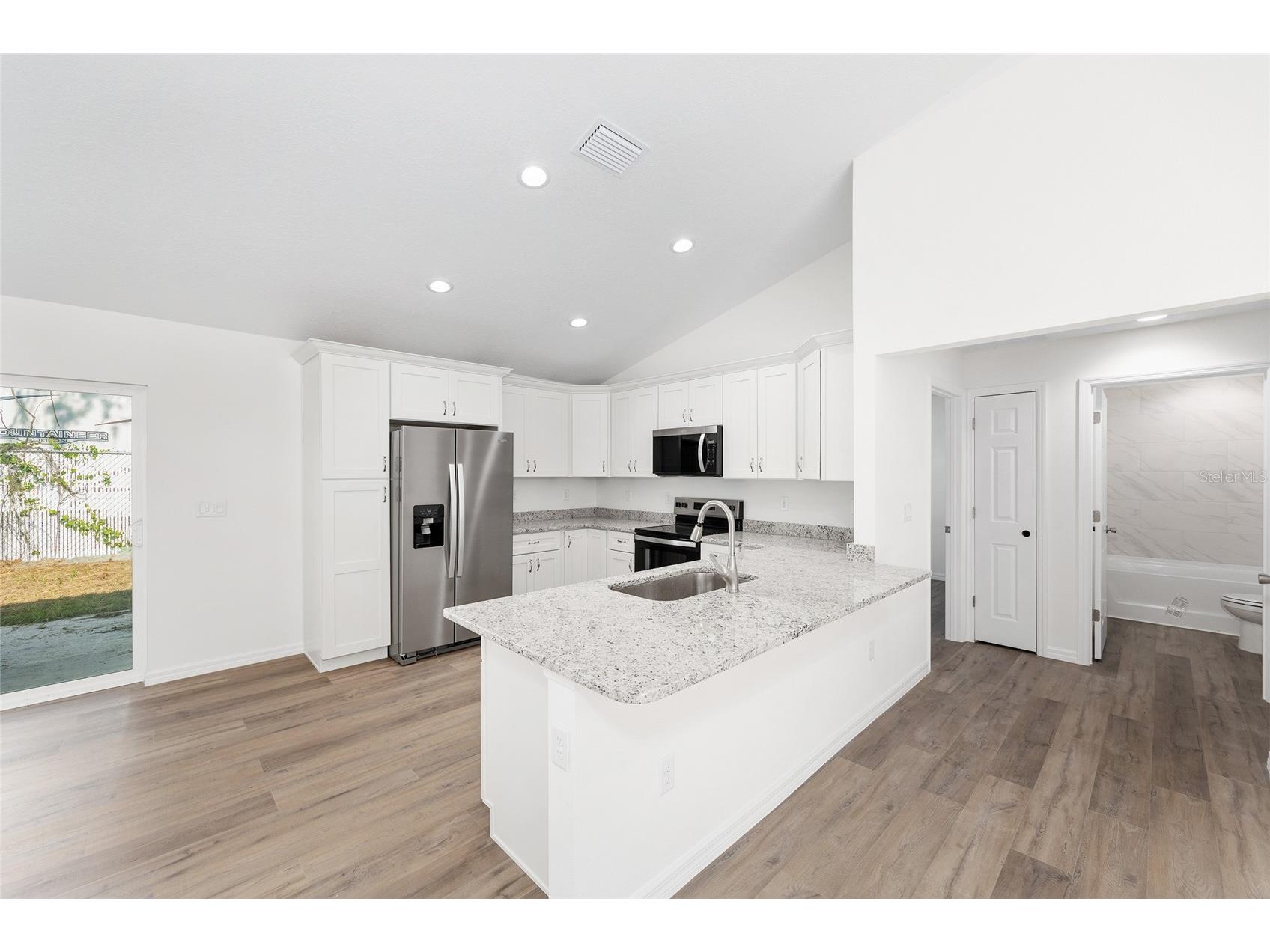 636 NE 130th Court Silver Springs FL 34488 - LAKE WALDENA O6332388 image22