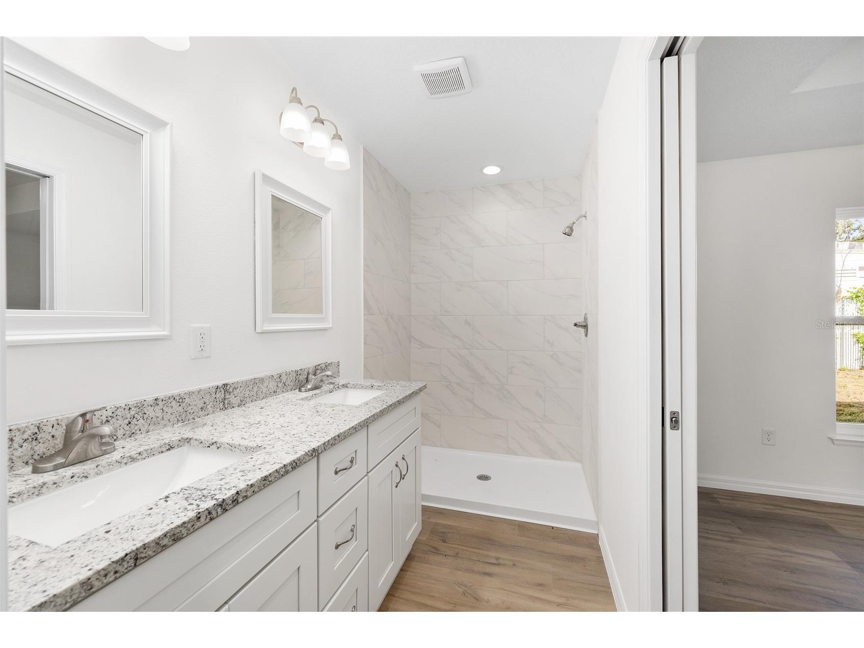 636 NE 130th Court Silver Springs FL 34488 - LAKE WALDENA O6332388 image29