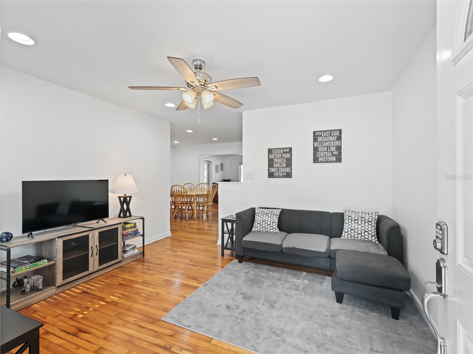 636 SE 31st Terrace Ocala FL 34471 OM726265 image4