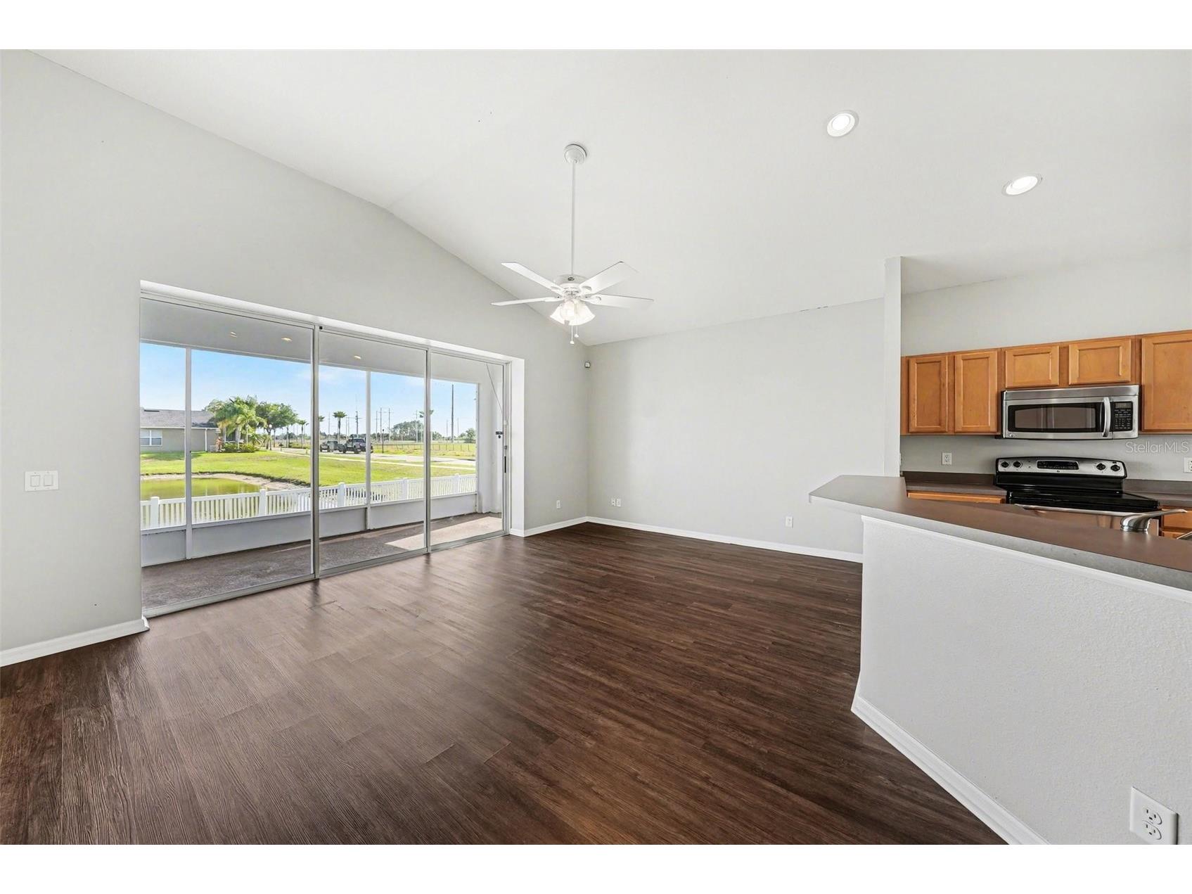 636 Tanana Fall Drive Ruskin FL 33570 TB8498403 image10