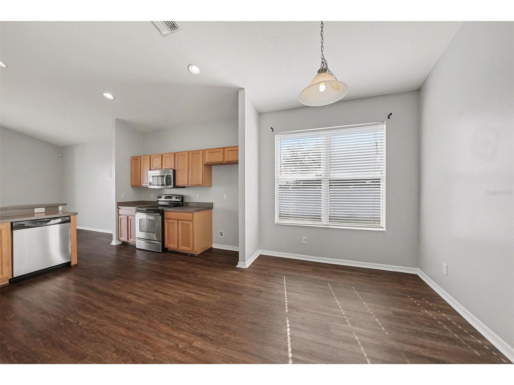 636 Tanana Fall Drive Ruskin FL 33570 TB8498403 image11