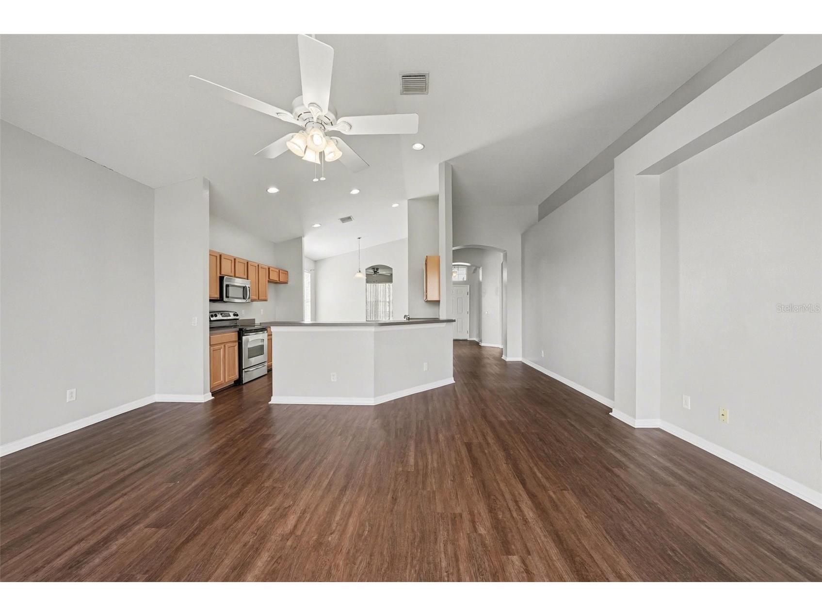 636 Tanana Fall Drive Ruskin FL 33570 TB8498403 image14