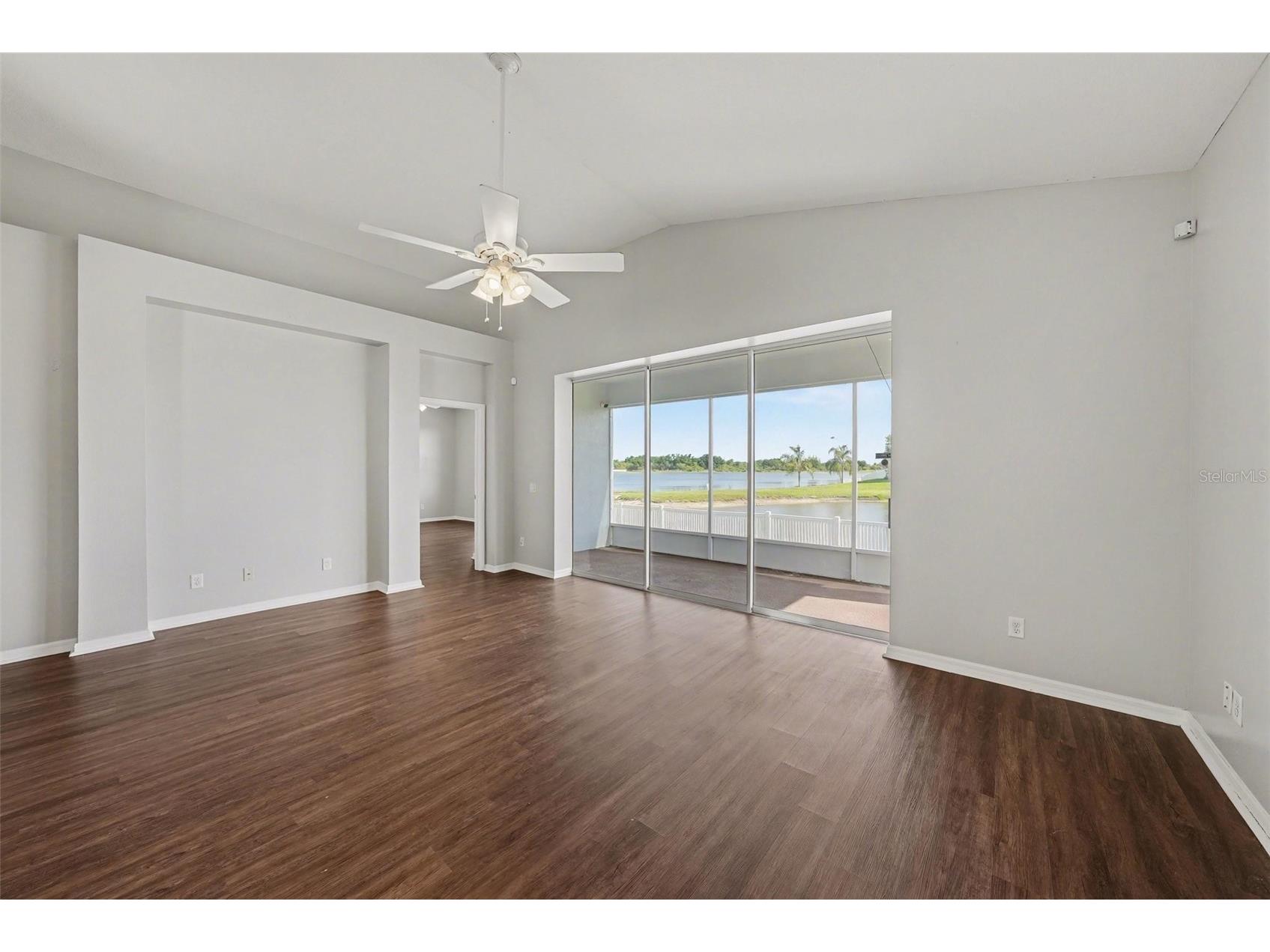 636 Tanana Fall Drive Ruskin FL 33570 TB8498403 image15