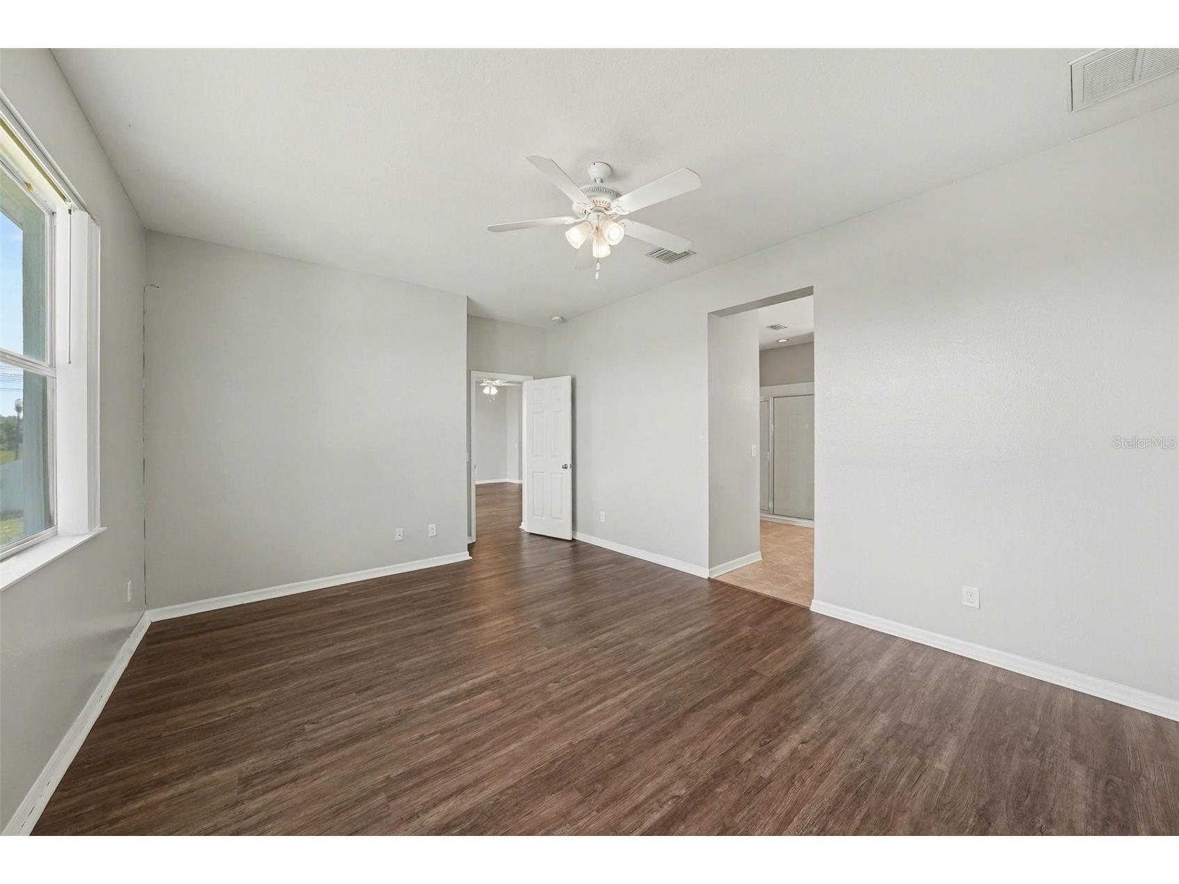 636 Tanana Fall Drive Ruskin FL 33570 TB8498403 image17
