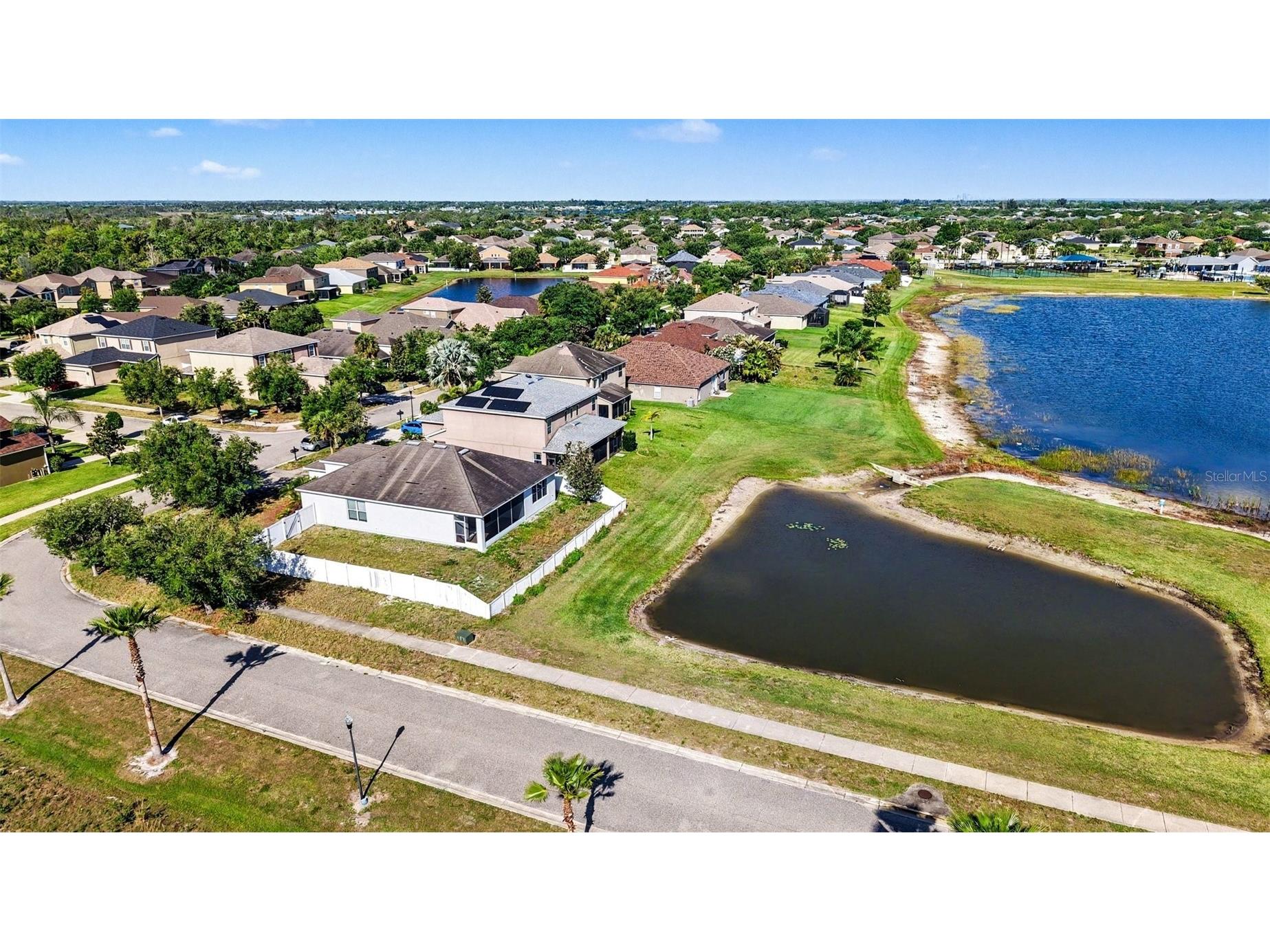 636 Tanana Fall Drive Ruskin FL 33570 TB8498403 image29
