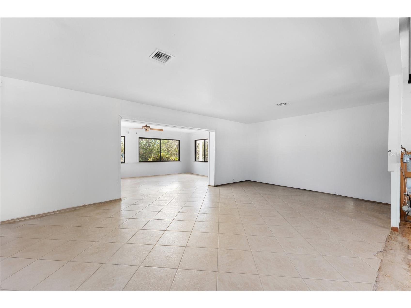 636 Tarawitt Drive Longboat Key FL 34228 TB8368182 image30